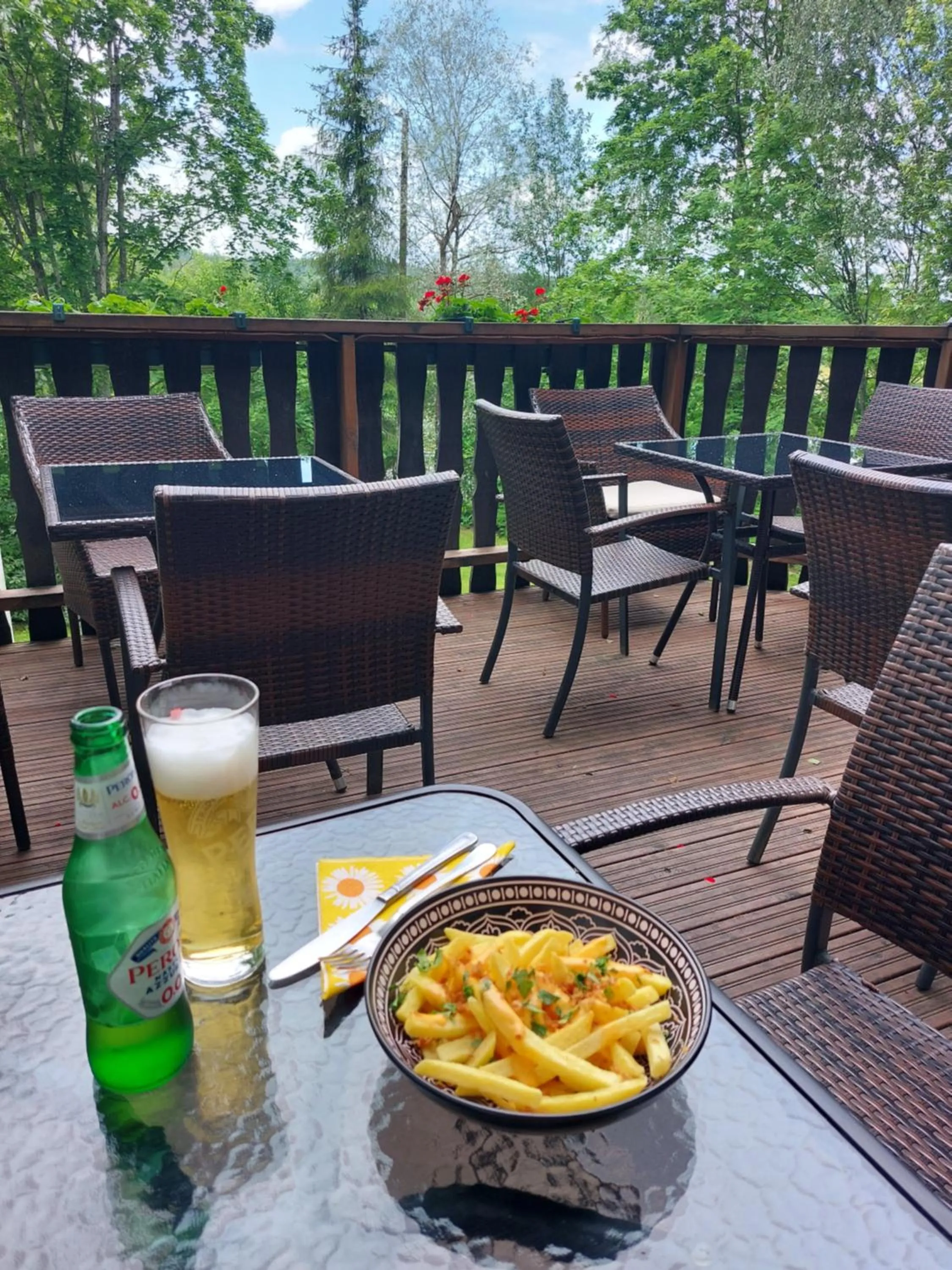 Restaurant/places to eat in Cronin's Guesthouse Bed & Breakfast