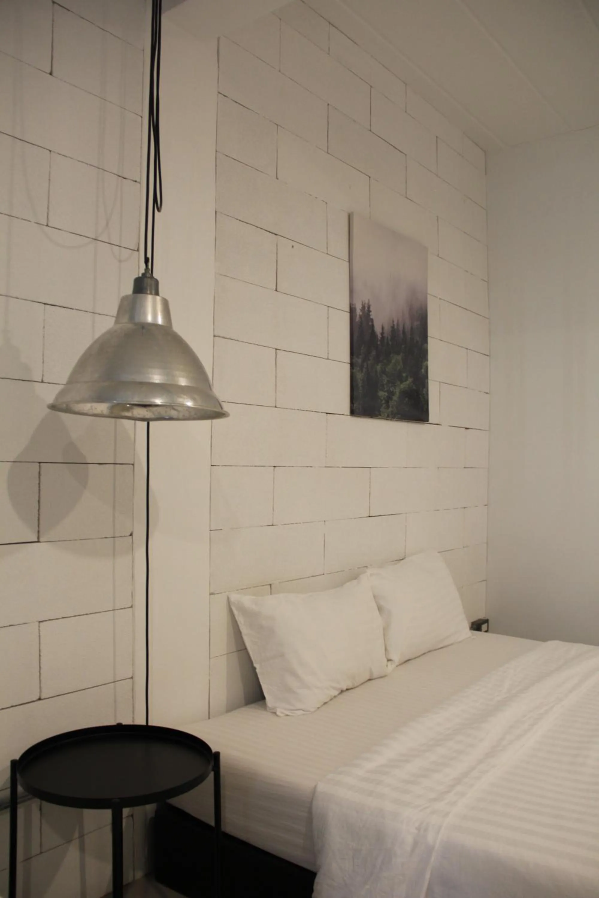 Bed in The Good Days