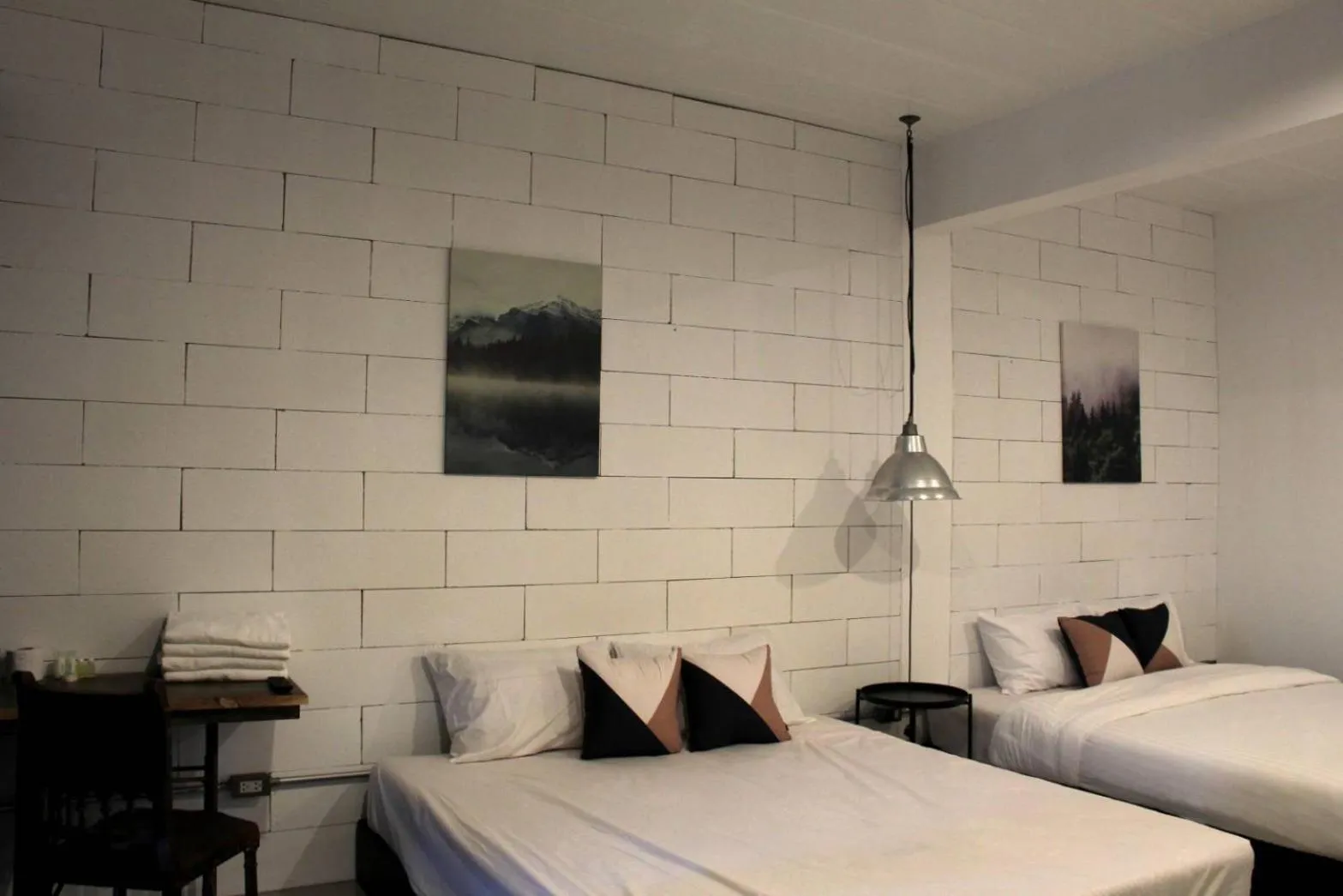 Bed in The Good Days