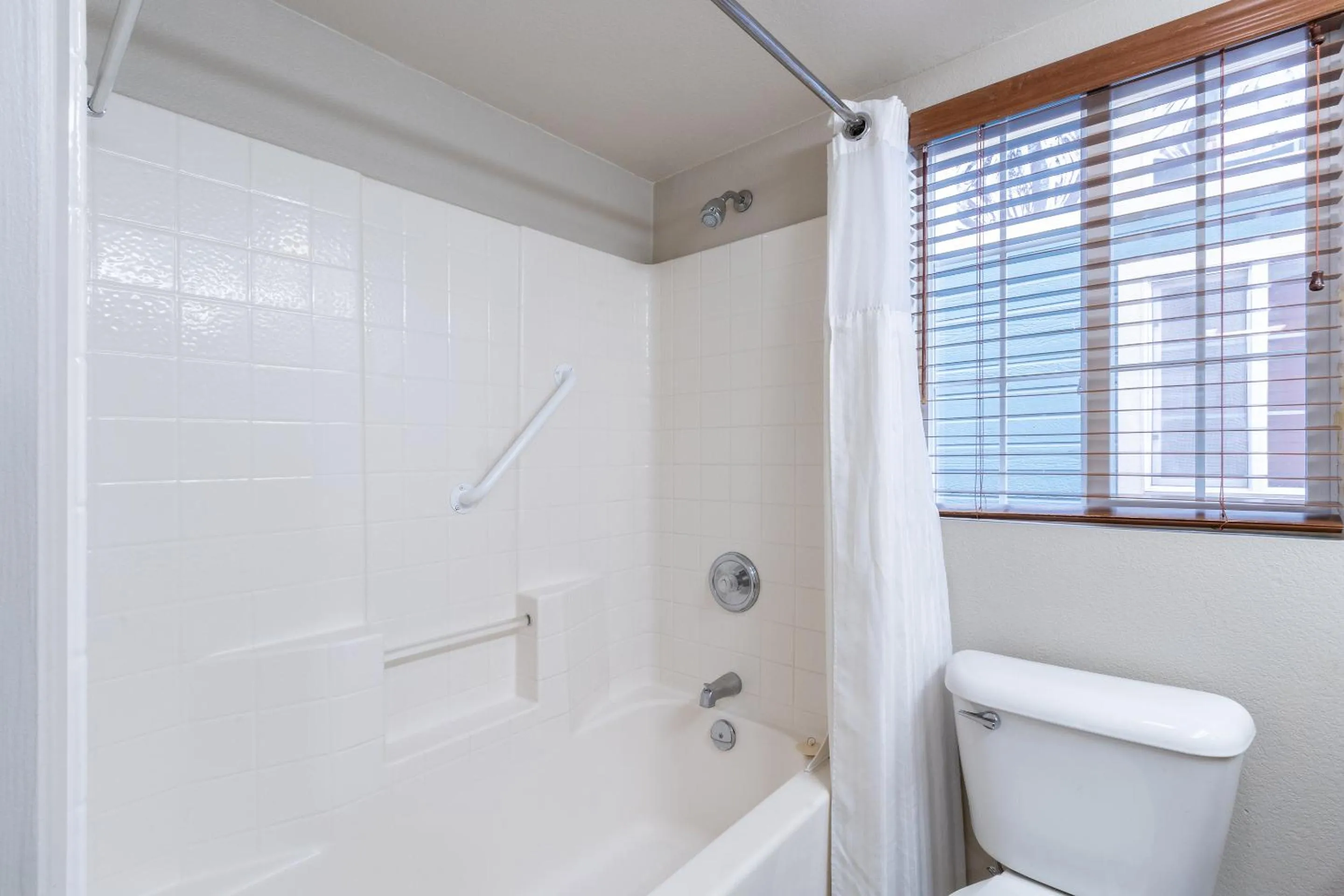 Bathroom in RiverPointe Napa Valley Resort