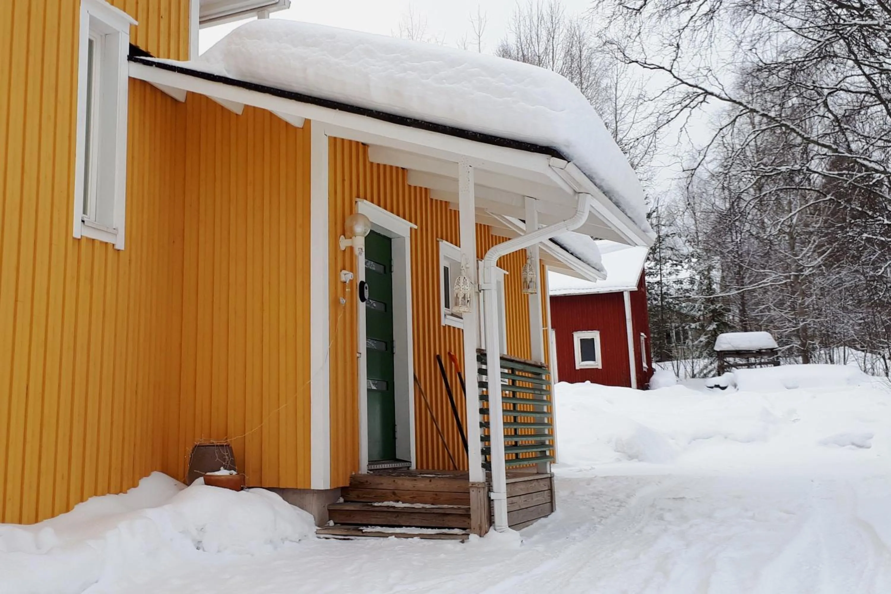 Property building in Villa Toivo