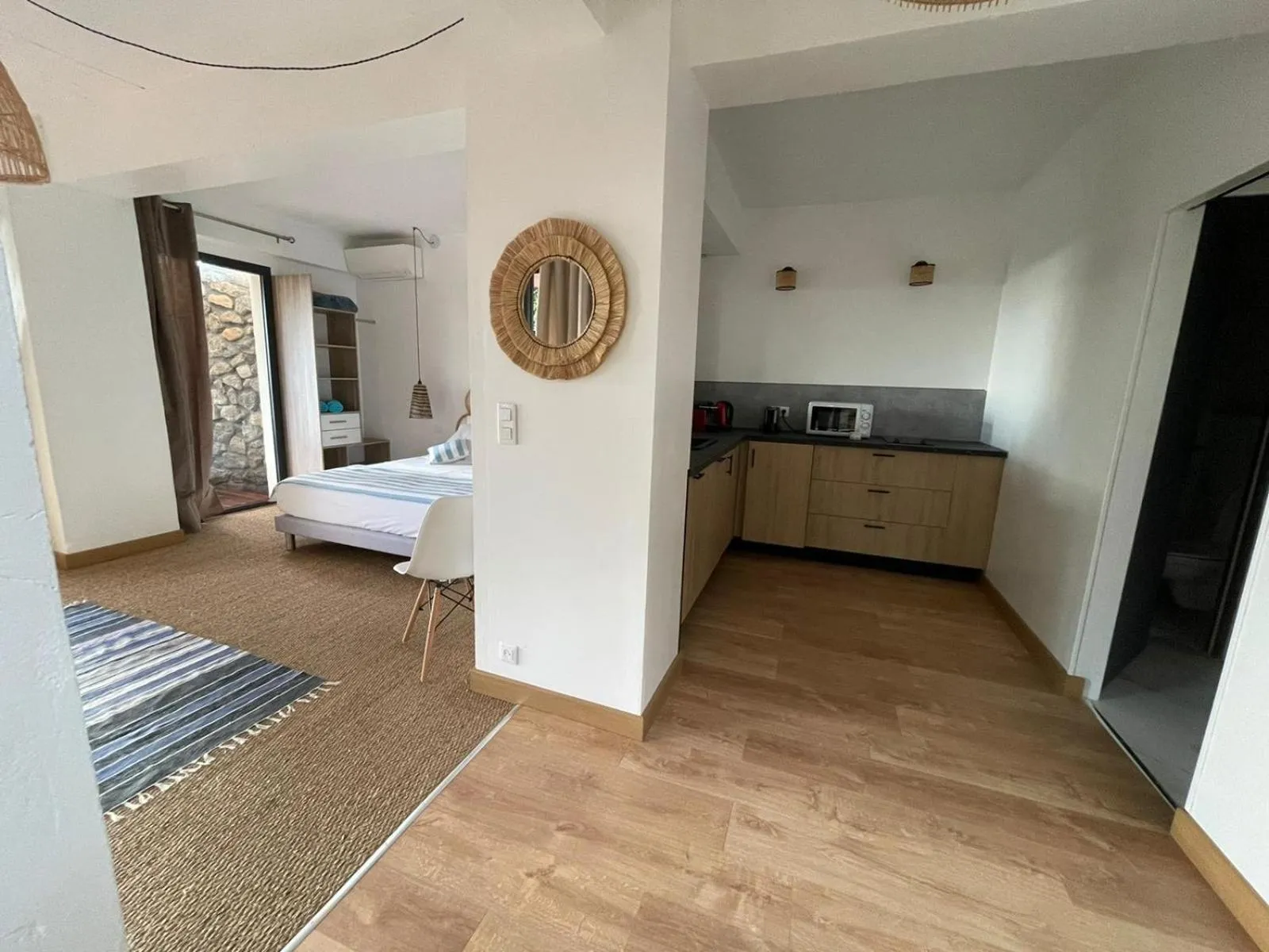 Kitchen or kitchenette, Bed in Villa Prana