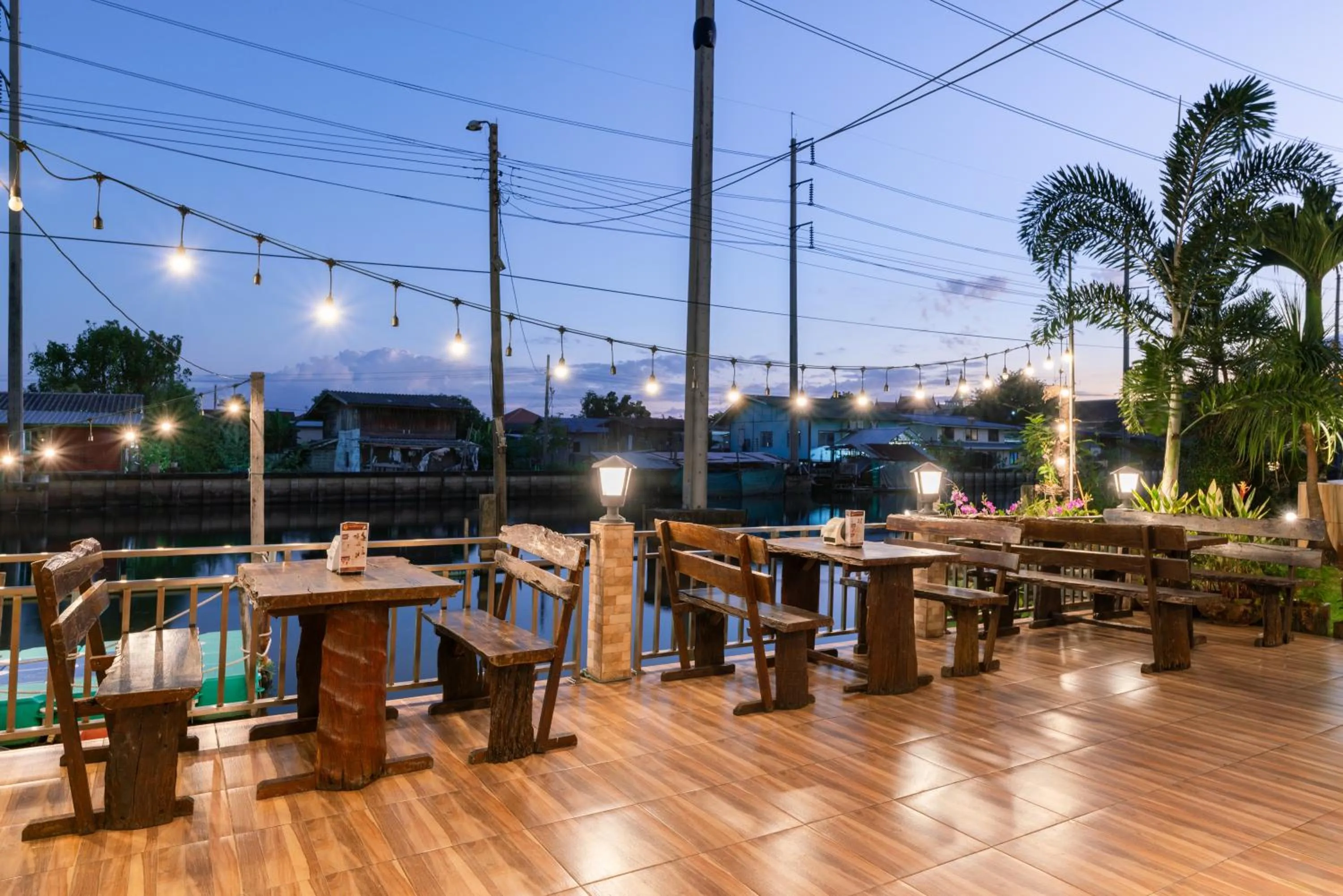 Breakfast in Golden Foyer Suvarnabhumi Airport Hotel