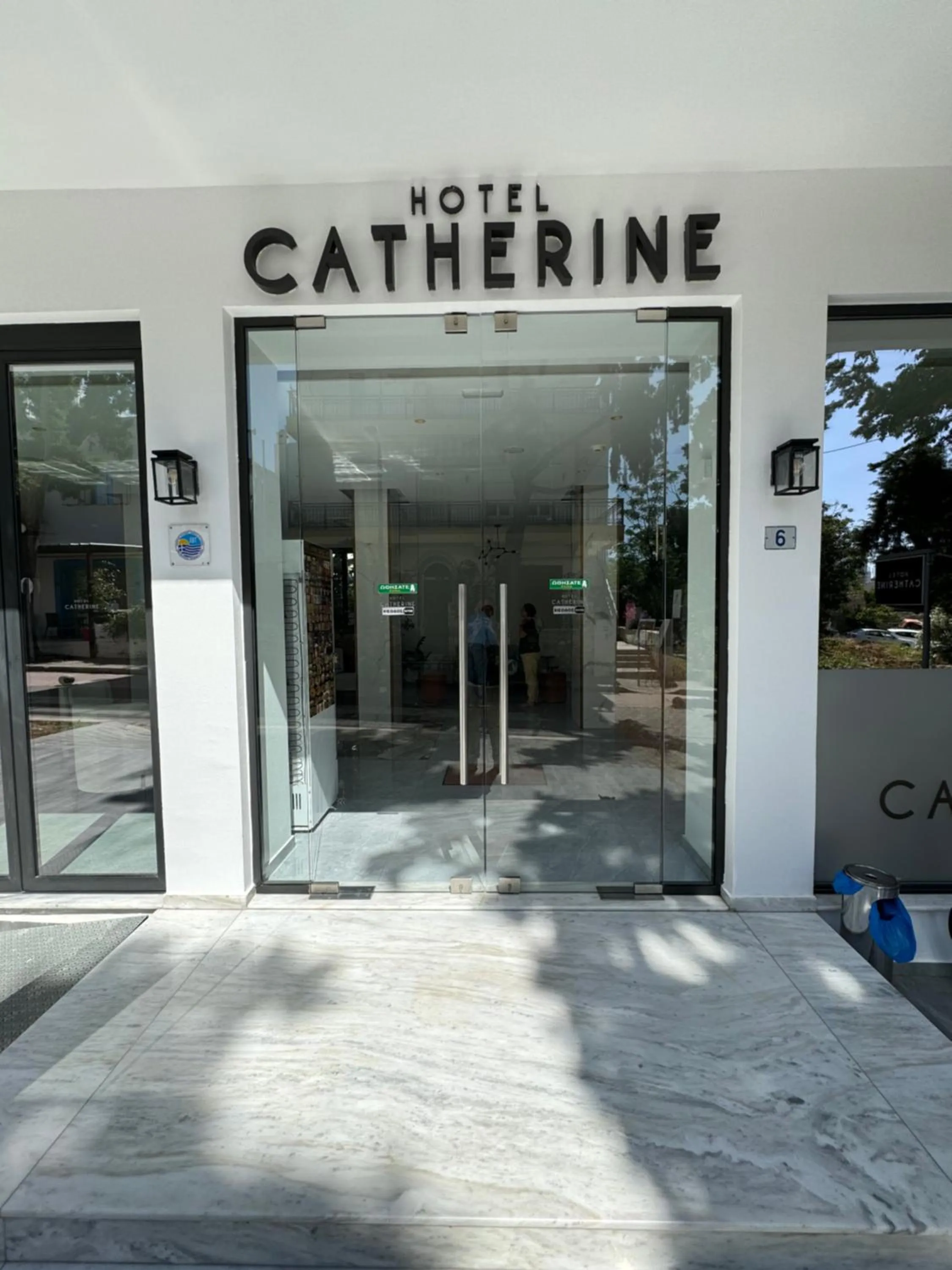 Facade/entrance in Catherine Hotel