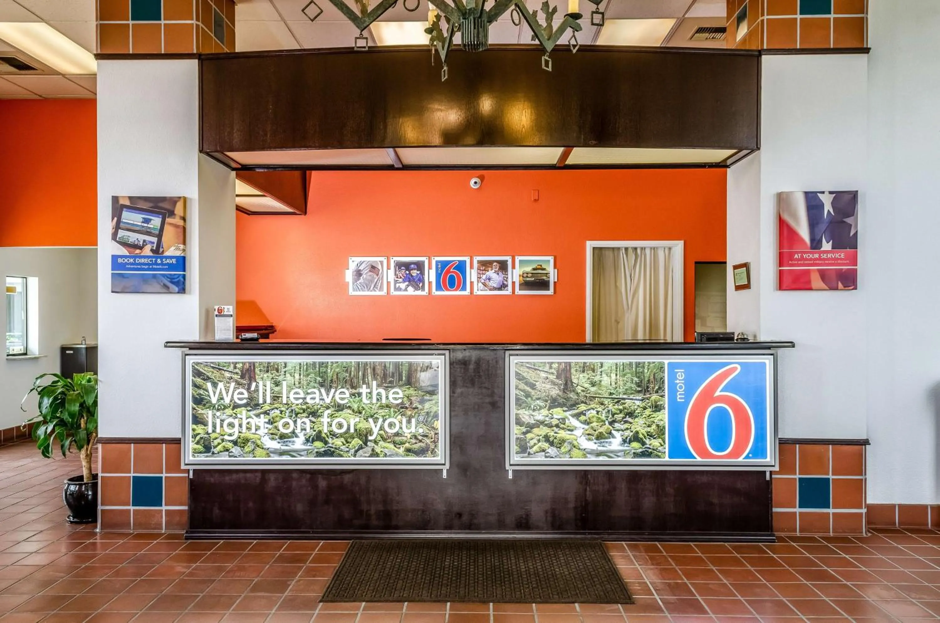 Property logo or sign in Motel 6 Oakdale, Ca