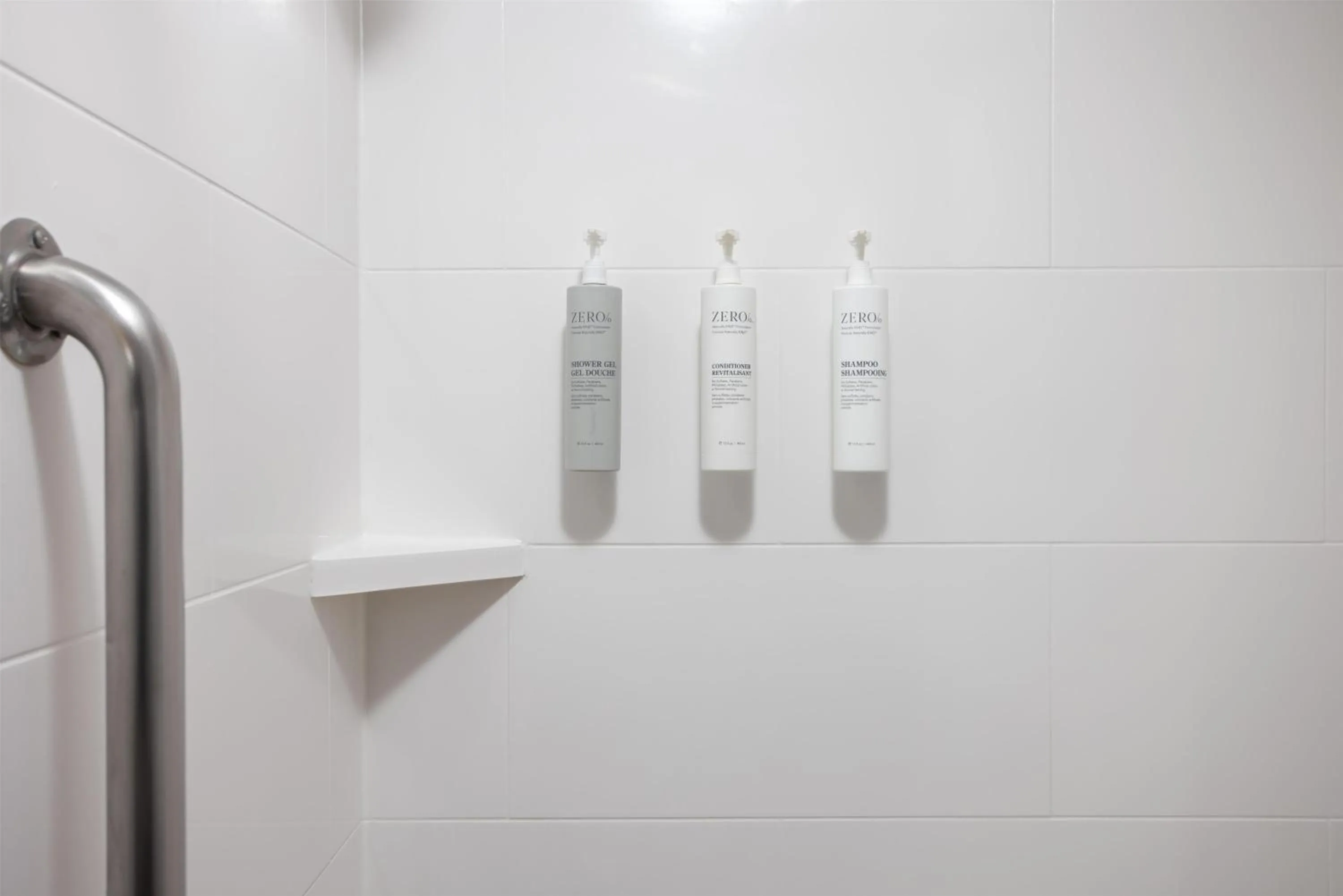 Bathroom in Hampton Inn Carrollton KY