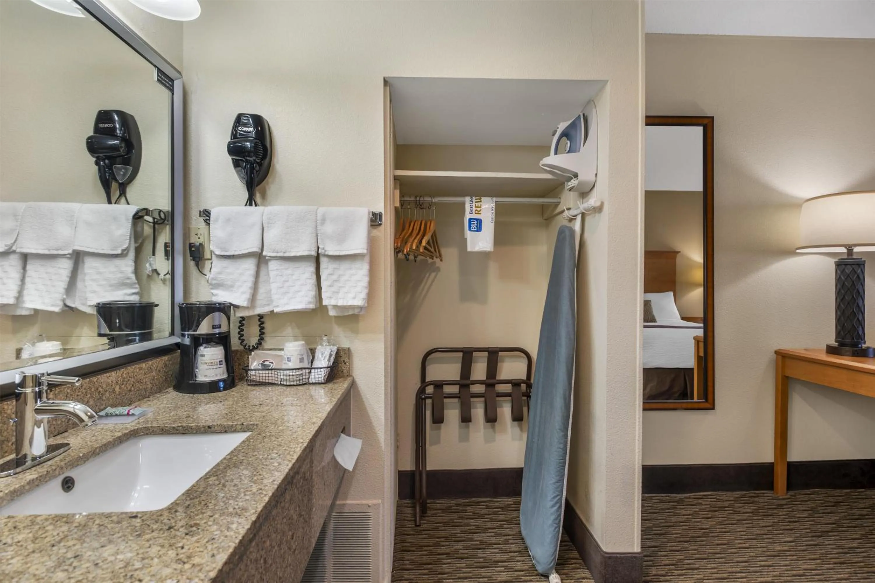 Bathroom in Best Western Winchester Hotel