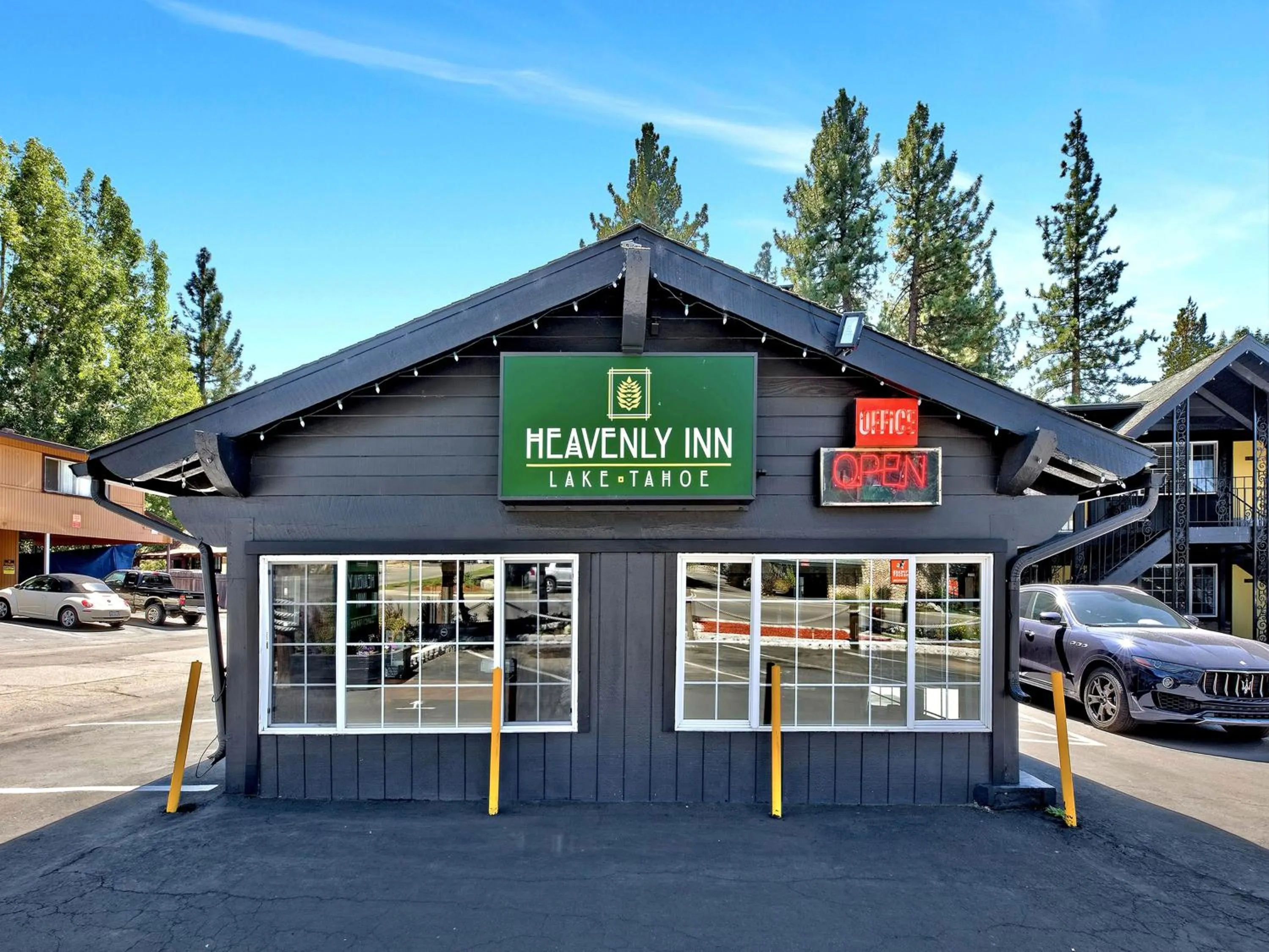 Property building in Heavenly Inn Lake Tahoe
