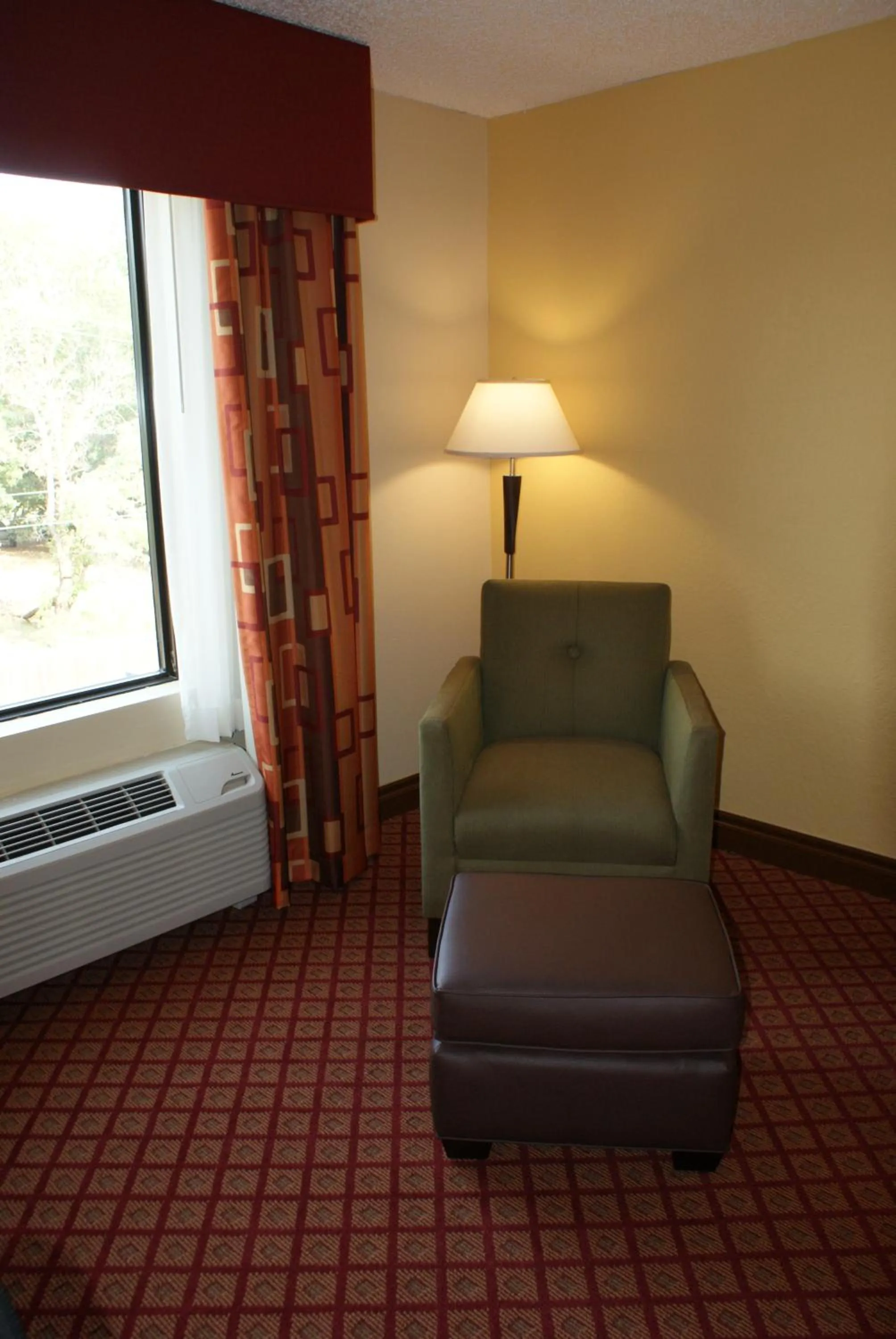 Seating area in Wyndham Garden Stillwater