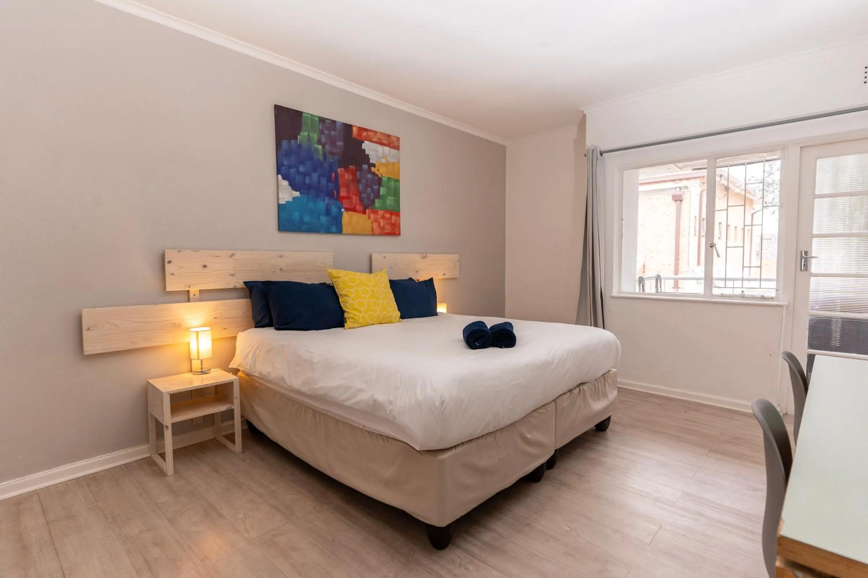 Bed in MoTown by Mojo