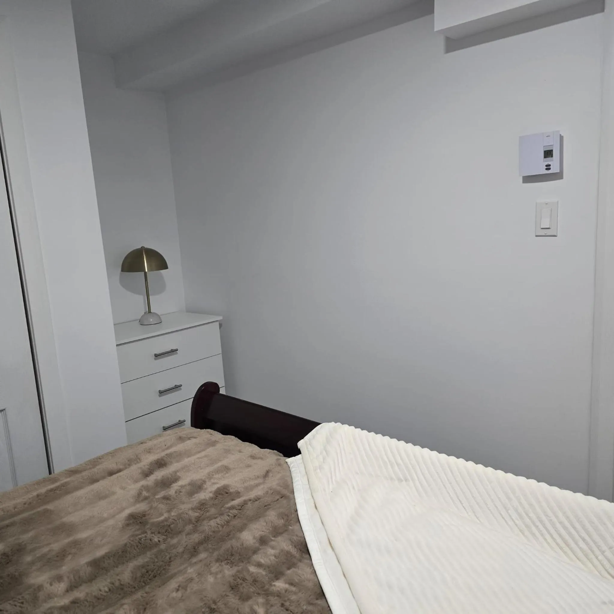 Bed in Motel LA RÉFÉRENCE