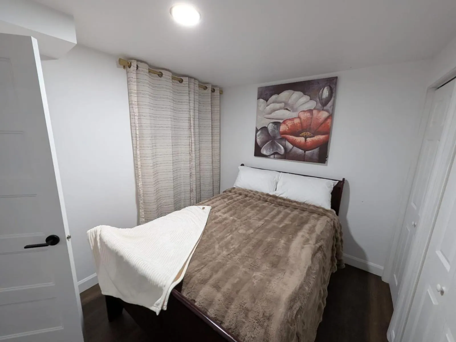 Bed in Motel LA RÉFÉRENCE