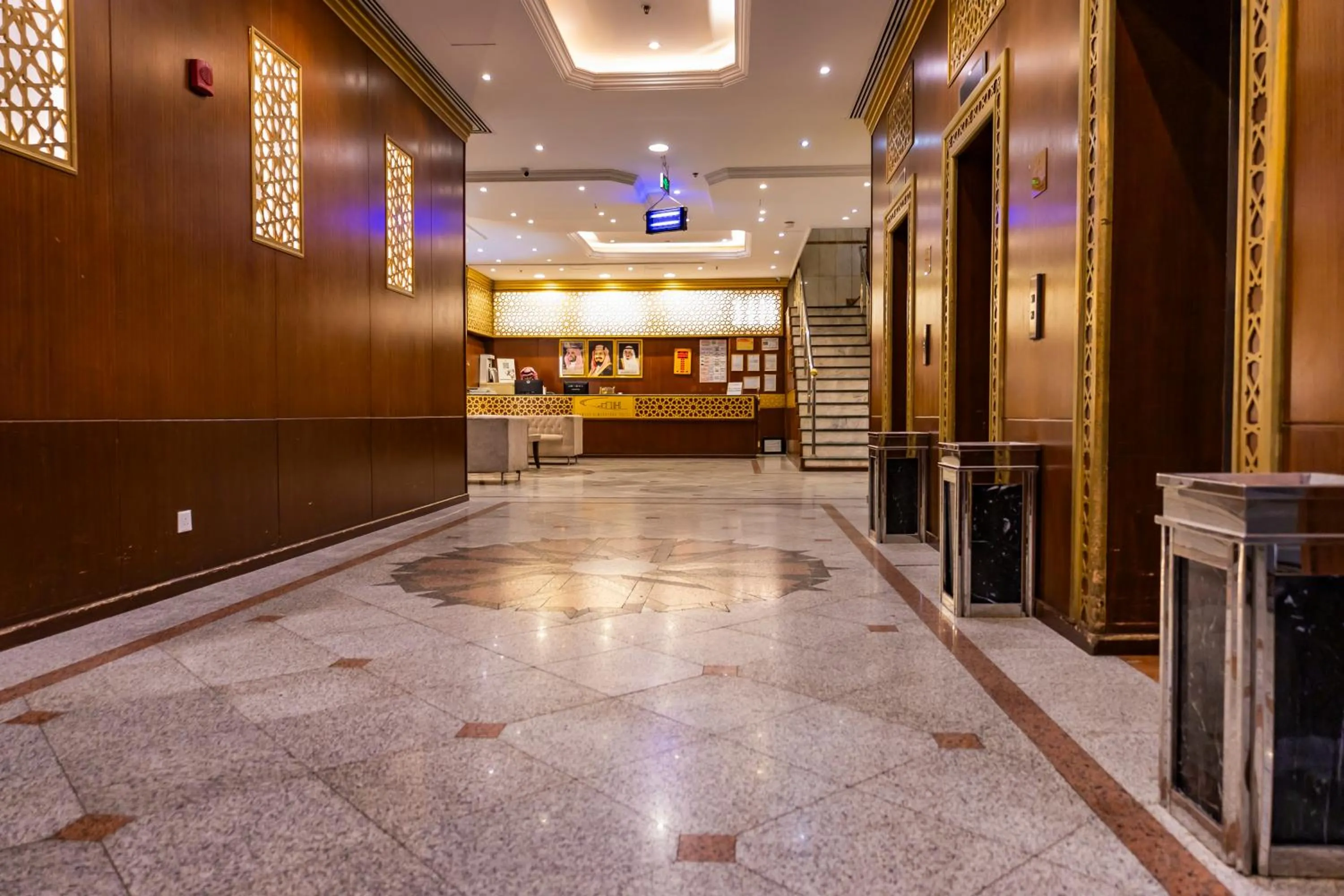 Lobby or reception in Rawdhat Al Mukhtara Hotel