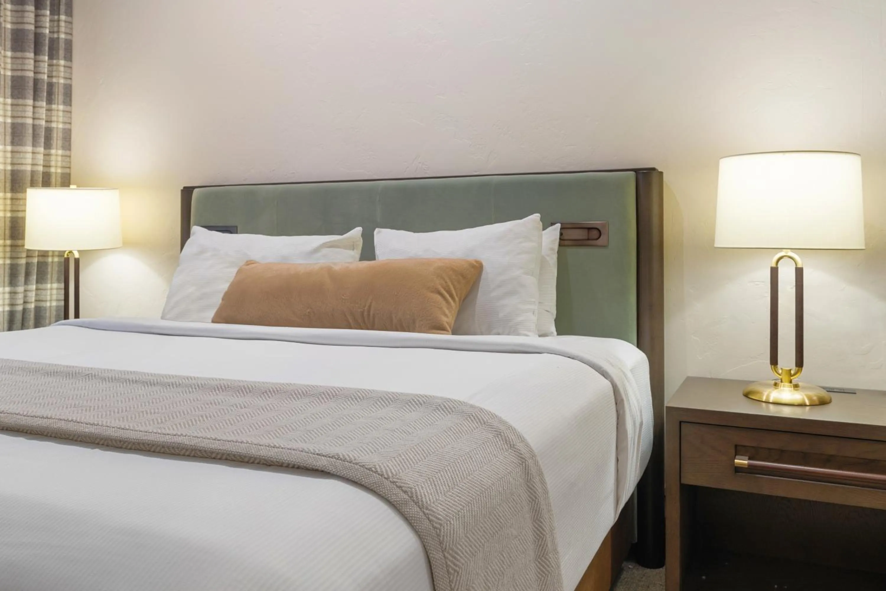 Bed in The Lodge at Jackson Hole