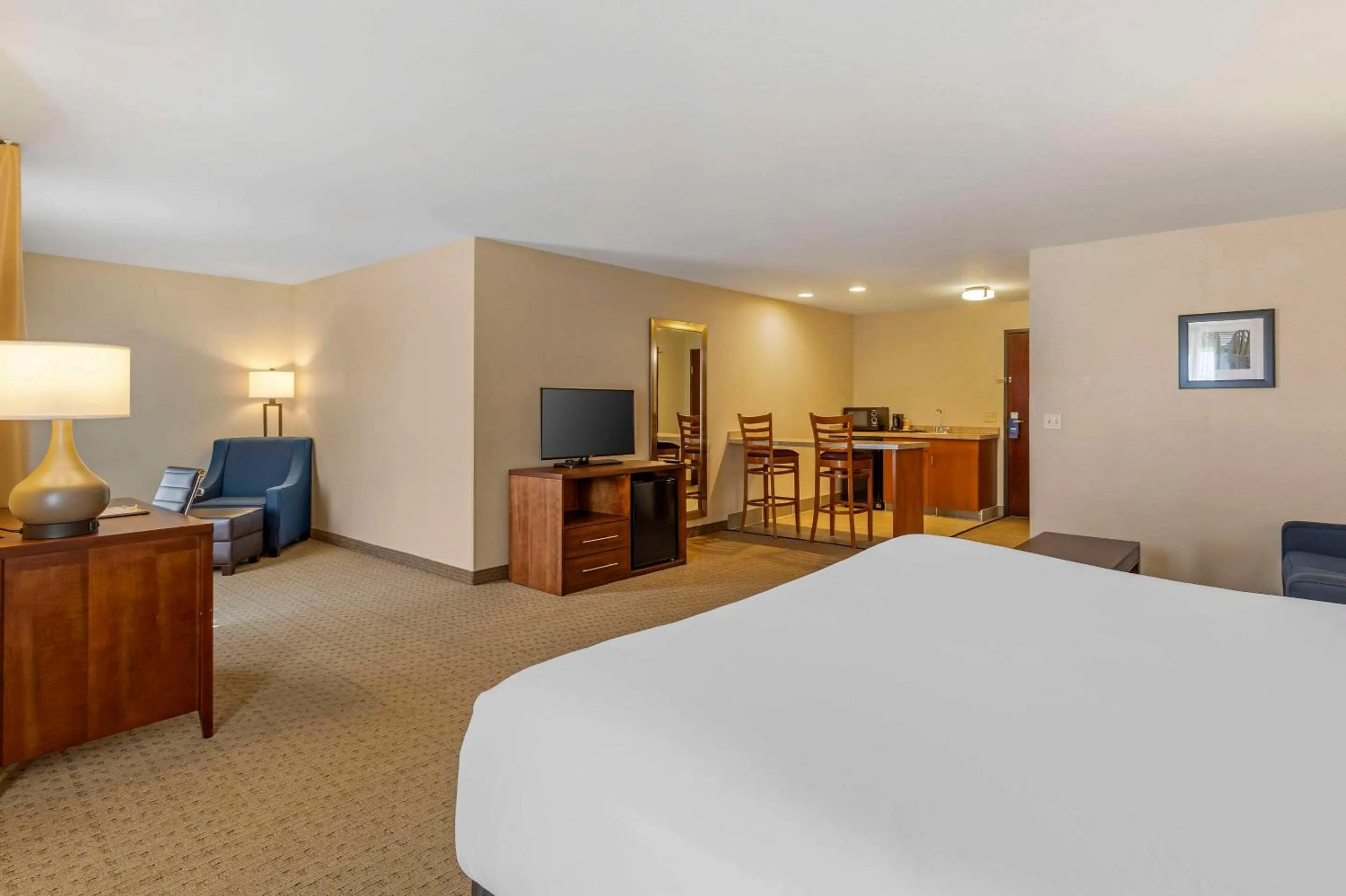 Bedroom, Bed in Comfort Inn & Suites Gillette near Campbell Medical Center