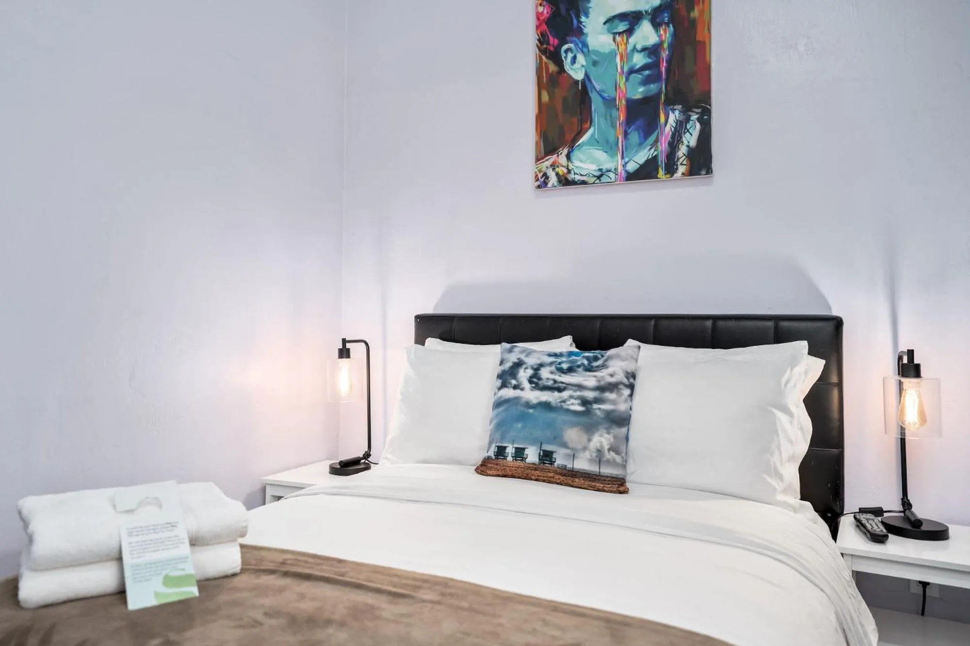 Bedroom, Bed in Samesun Venice Beach Hotel & Hostel