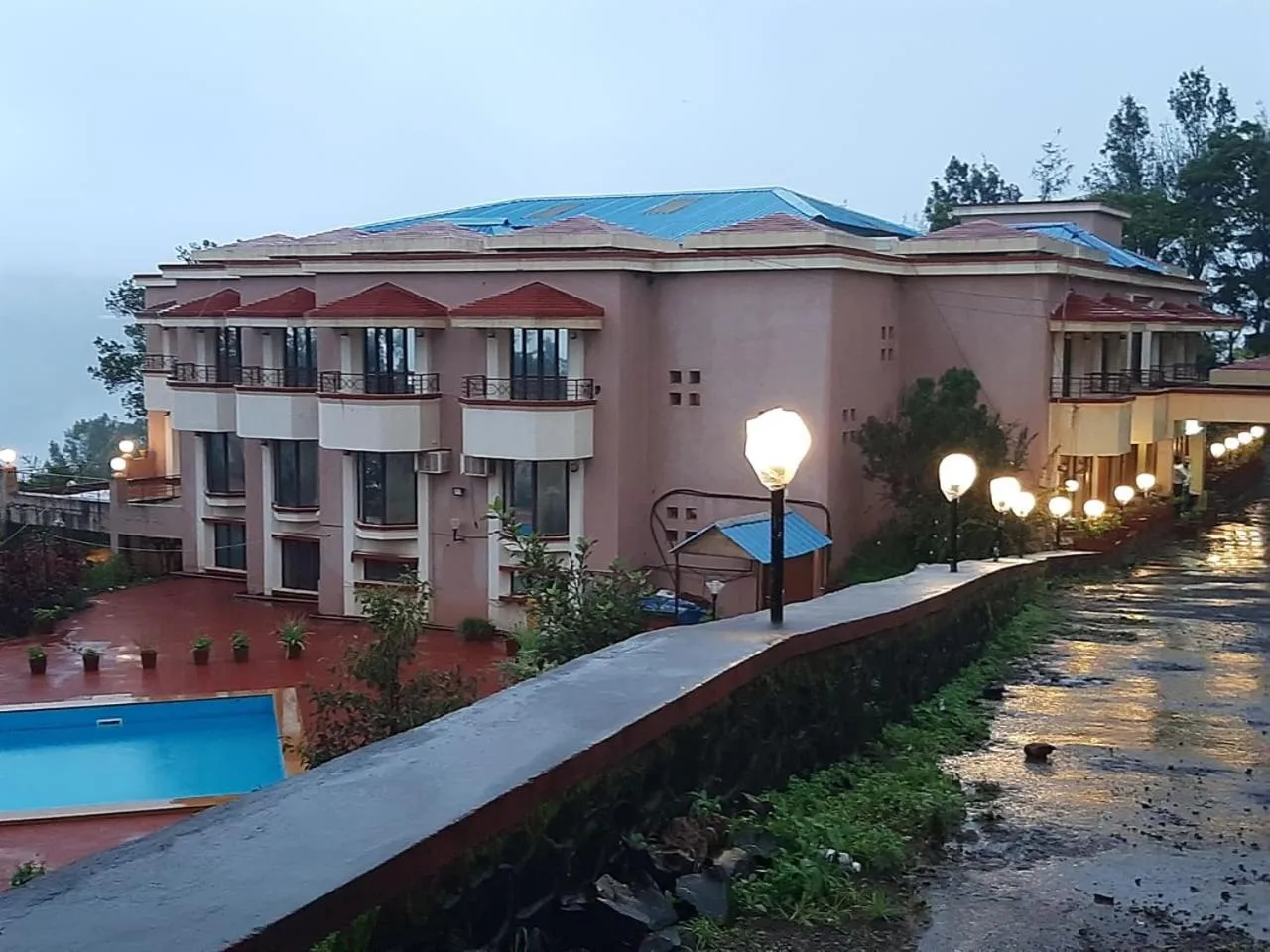 Property building in The Dhanhills - a valley view hotel in panchgani