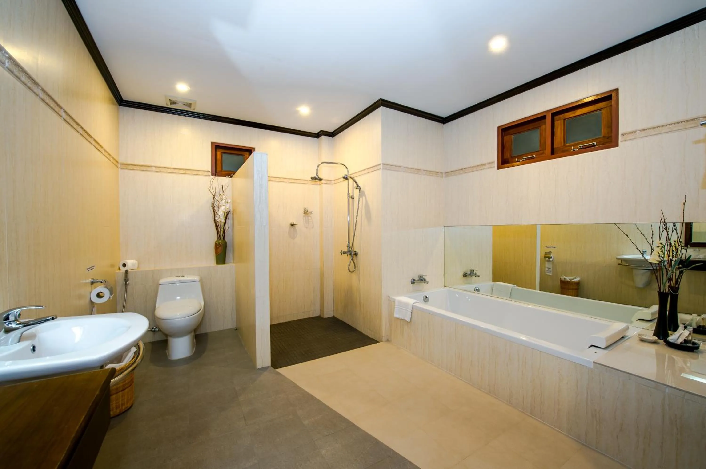 Shower in Pai Tan Villas - SHA Extra Plus