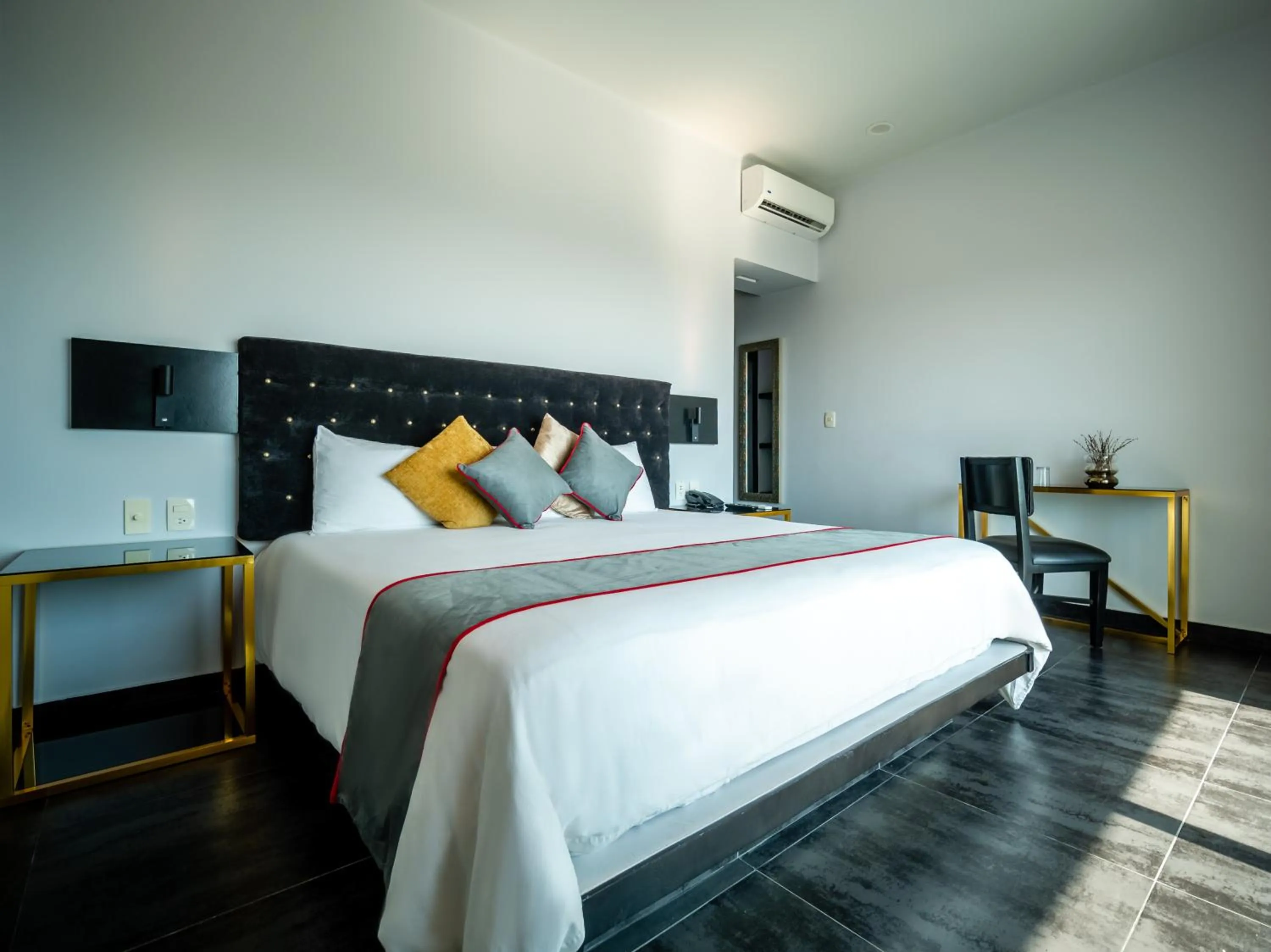 Photo of the whole room, Bed in Hotel DC Boutique & SPA