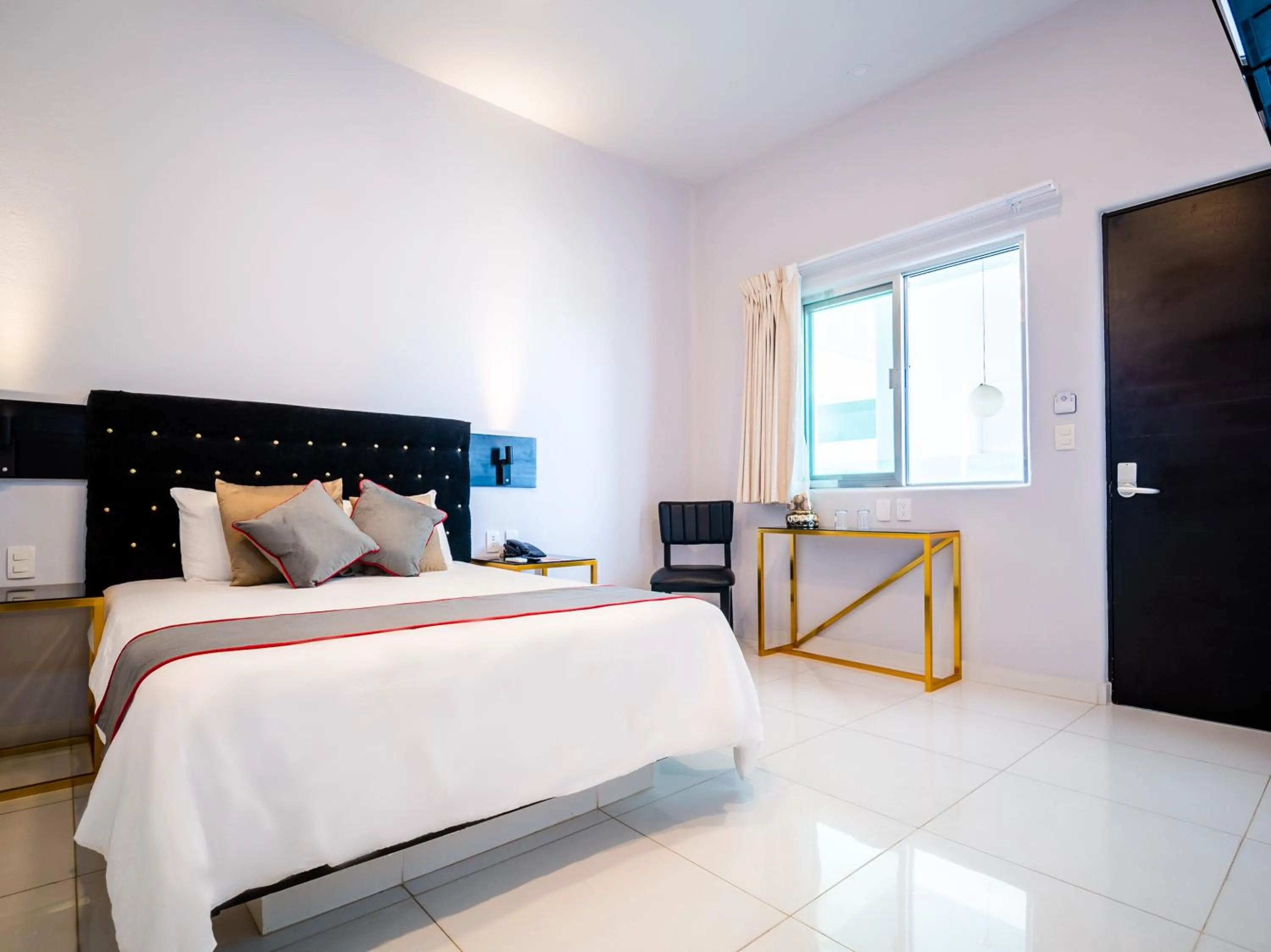 Photo of the whole room, Bed in Hotel DC Boutique & SPA