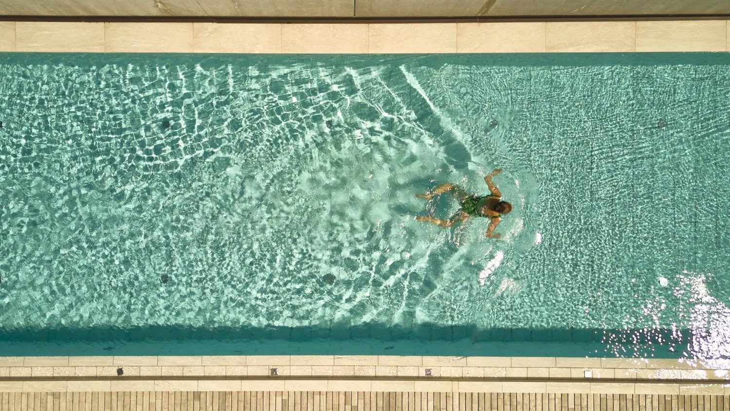 Swimming pool in Hirben Naturlaub