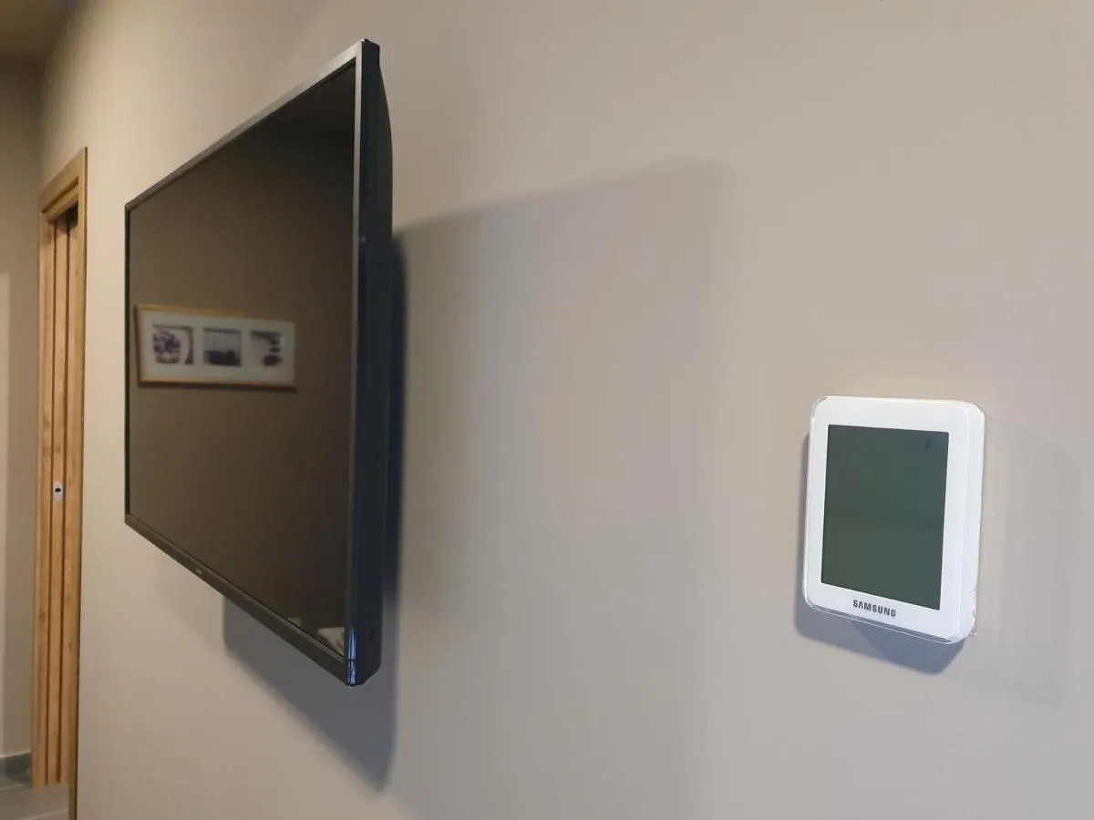 TV and multimedia in Dannunziano Aparthotel