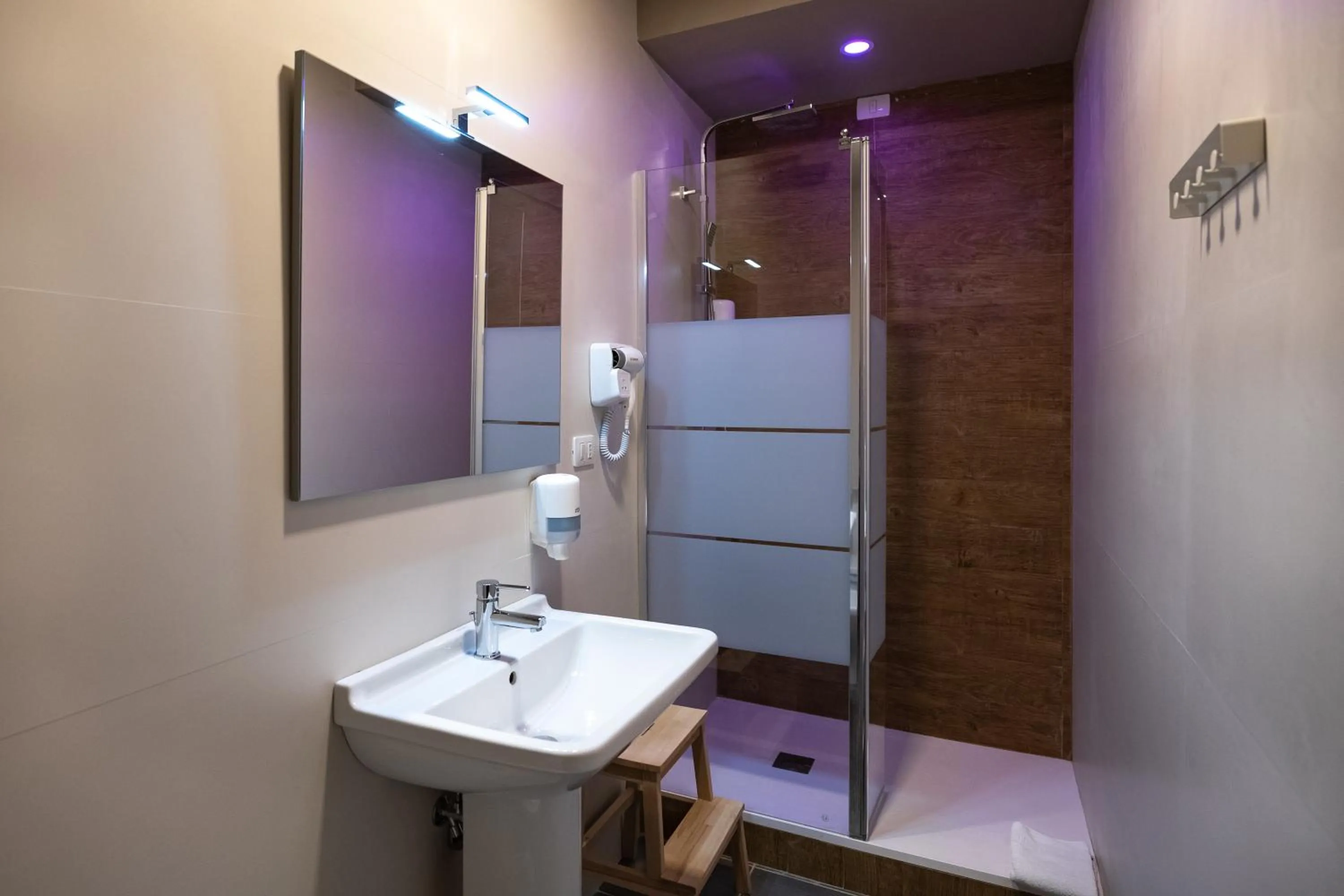 Bathroom in Dannunziano Aparthotel