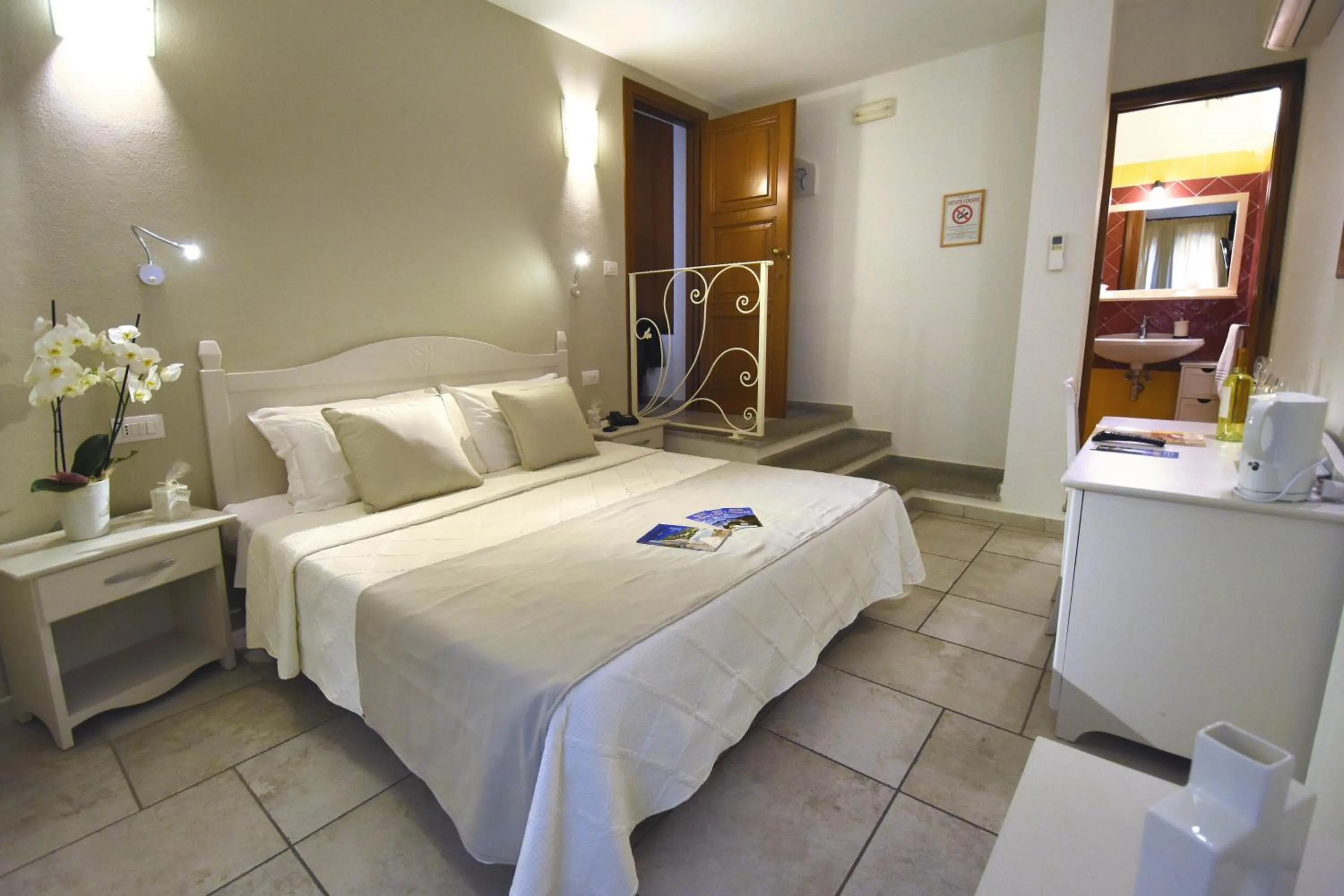 Bed in Hotel I Graniti