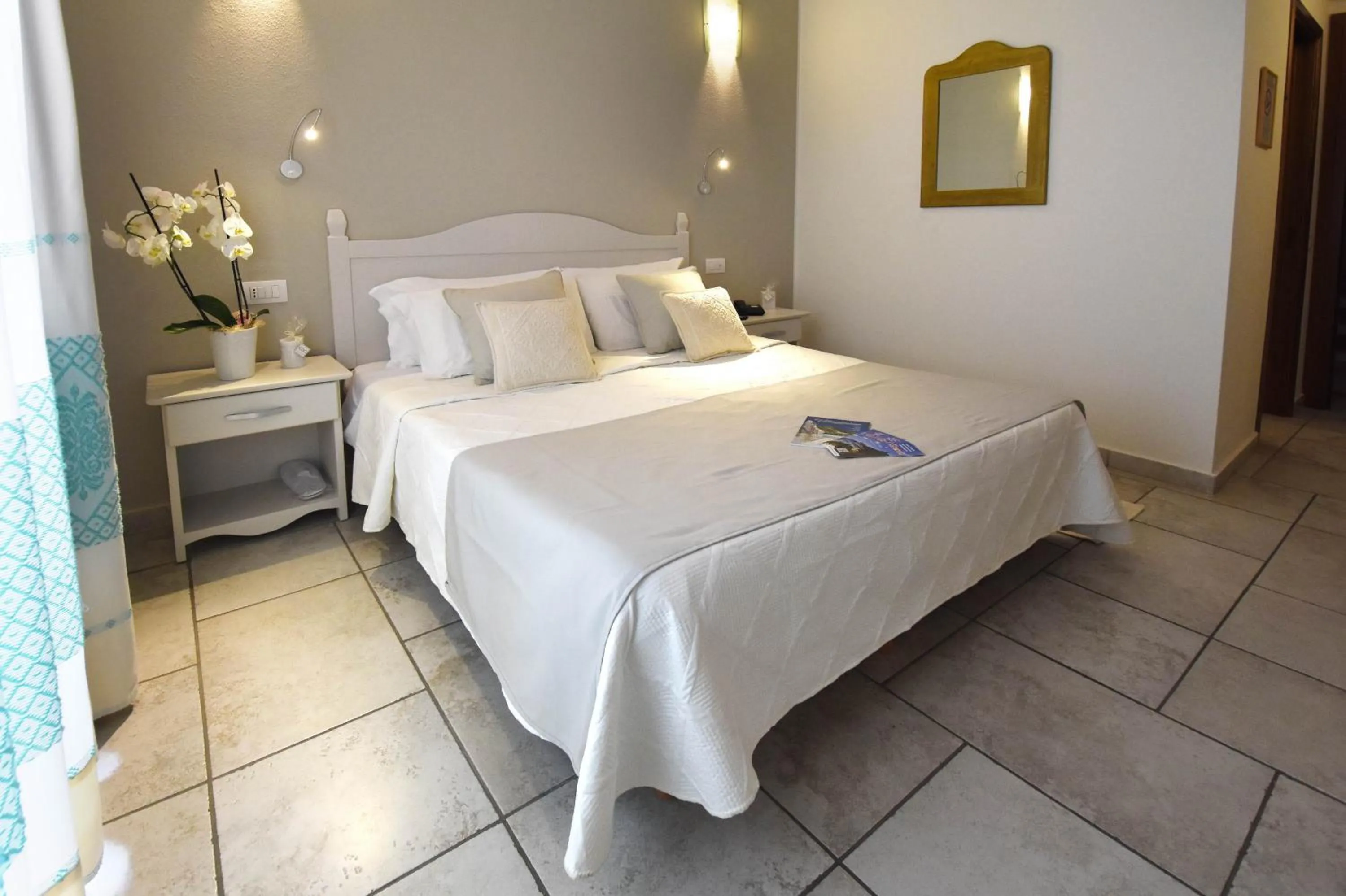 Bed in Hotel I Graniti