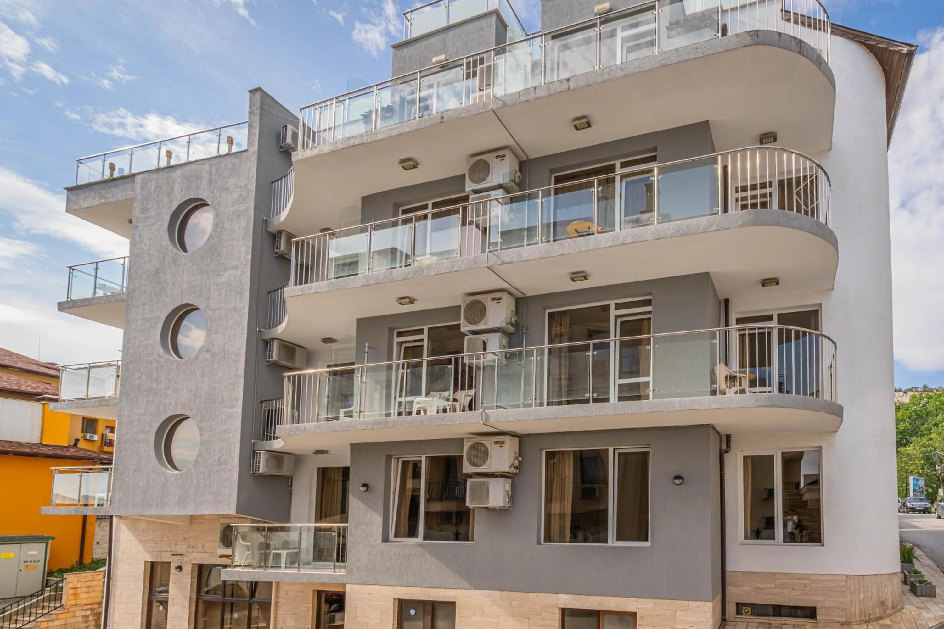 Property building in Valeo Hotel