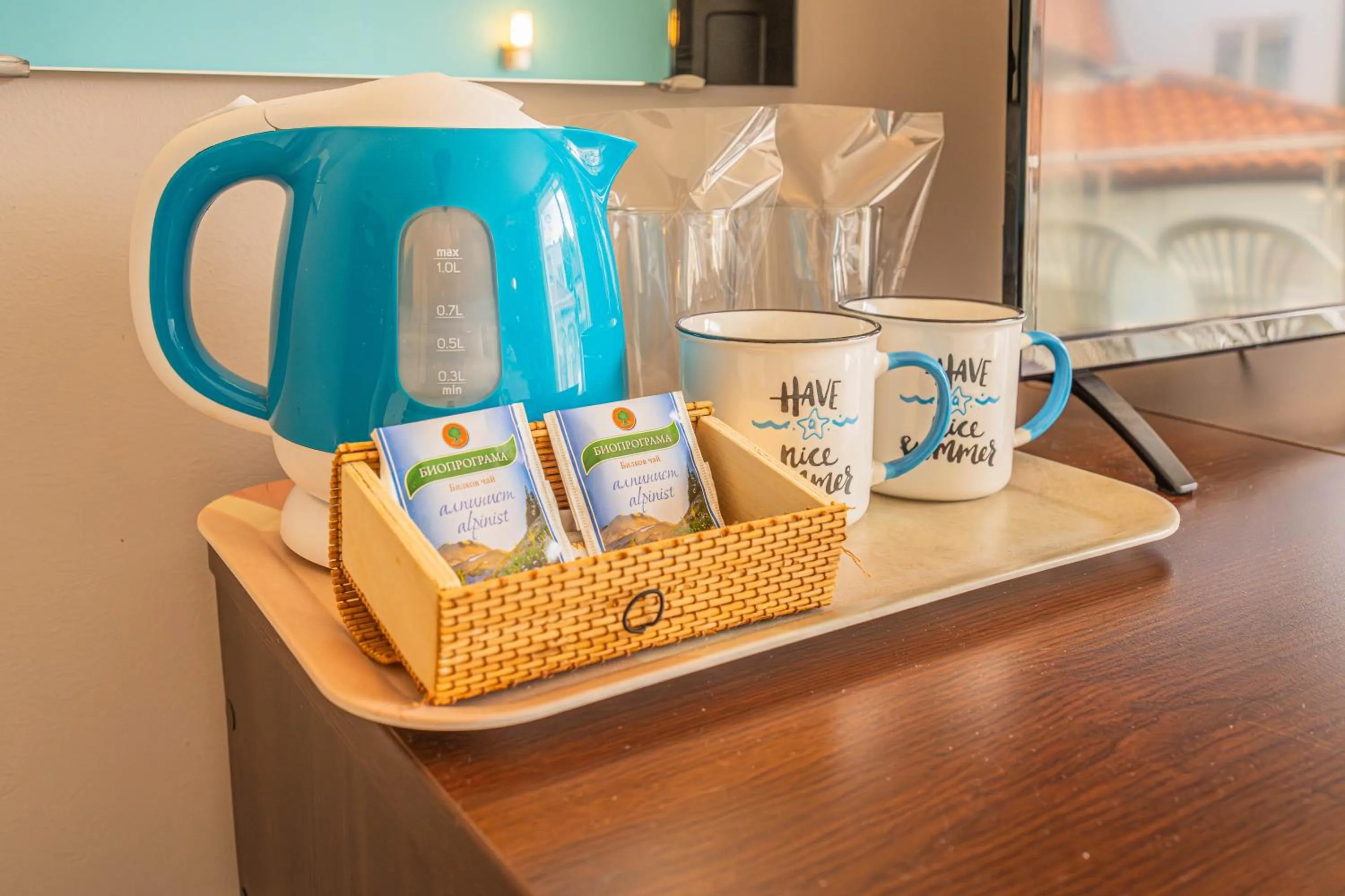 Coffee/tea facilities in Valeo Hotel