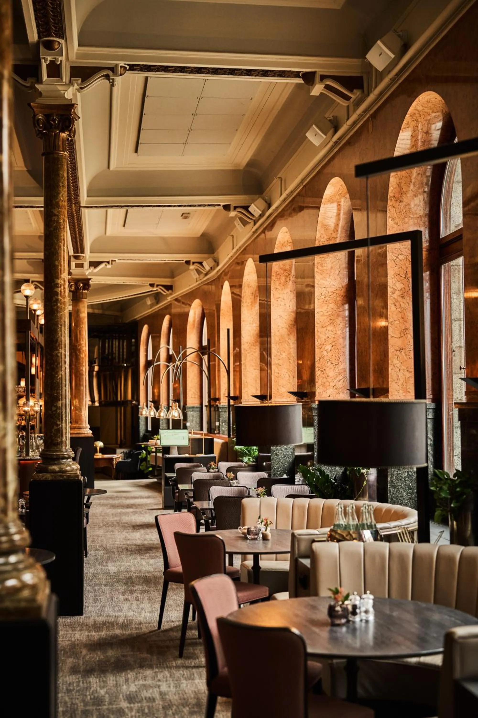 Restaurant/places to eat in Opus 16, a Member of Small Luxury Hotels