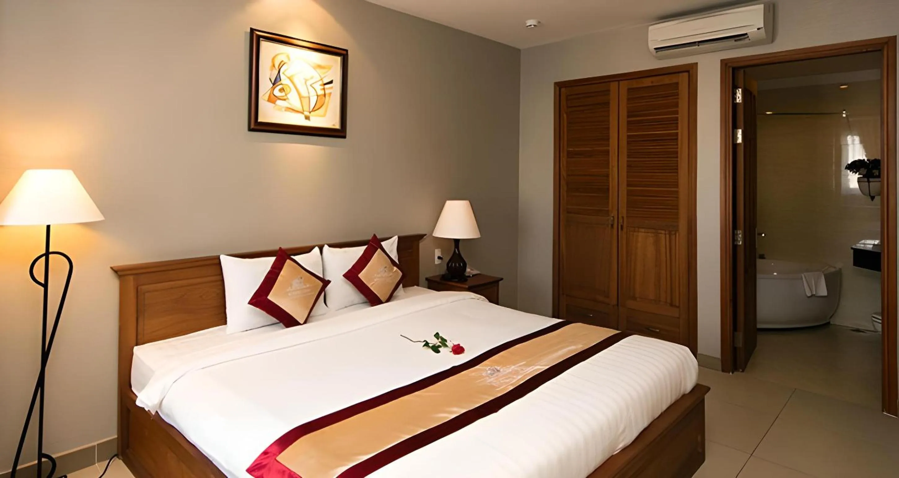 Bed in White Lion Hotel