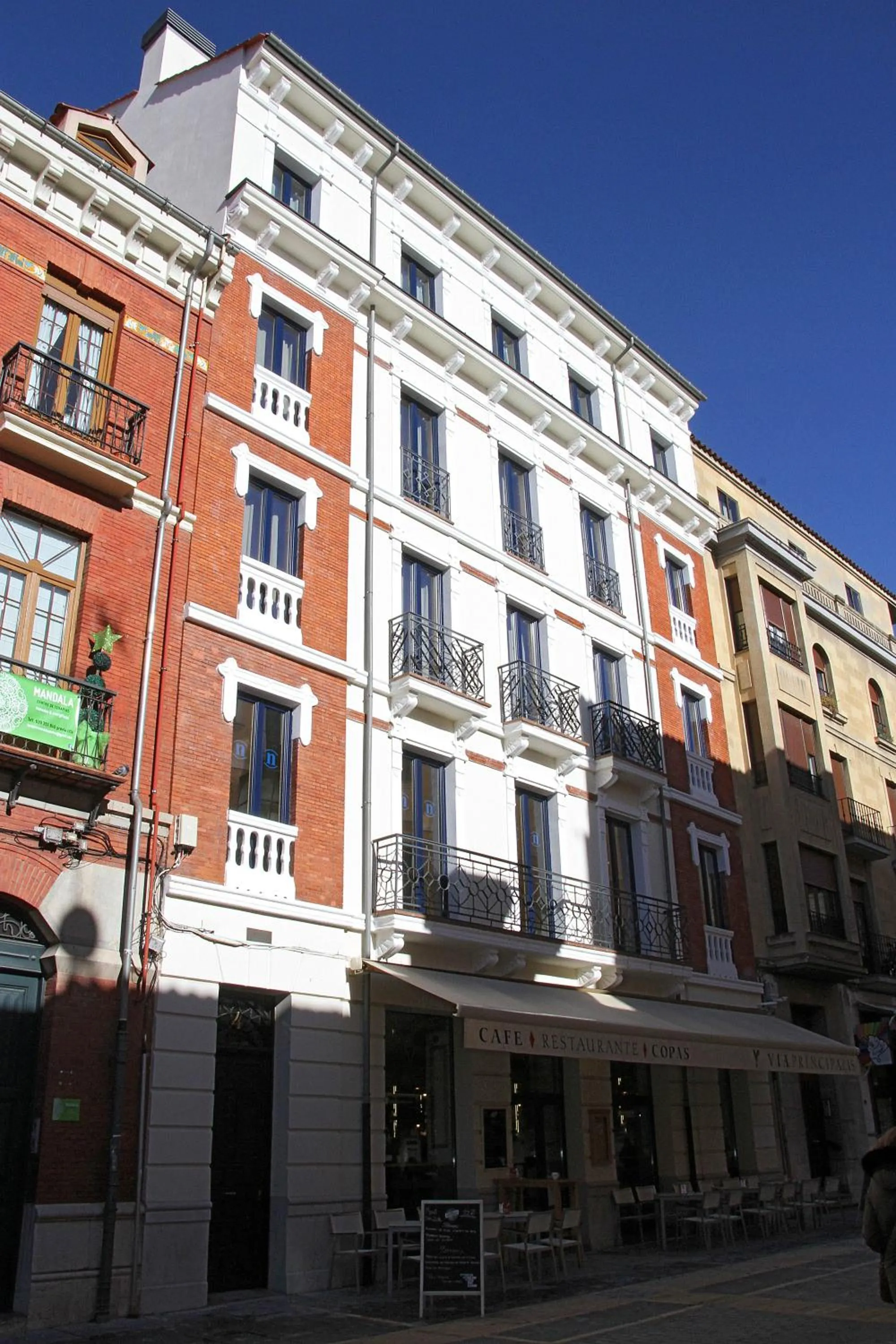 Property building in Principia Suites