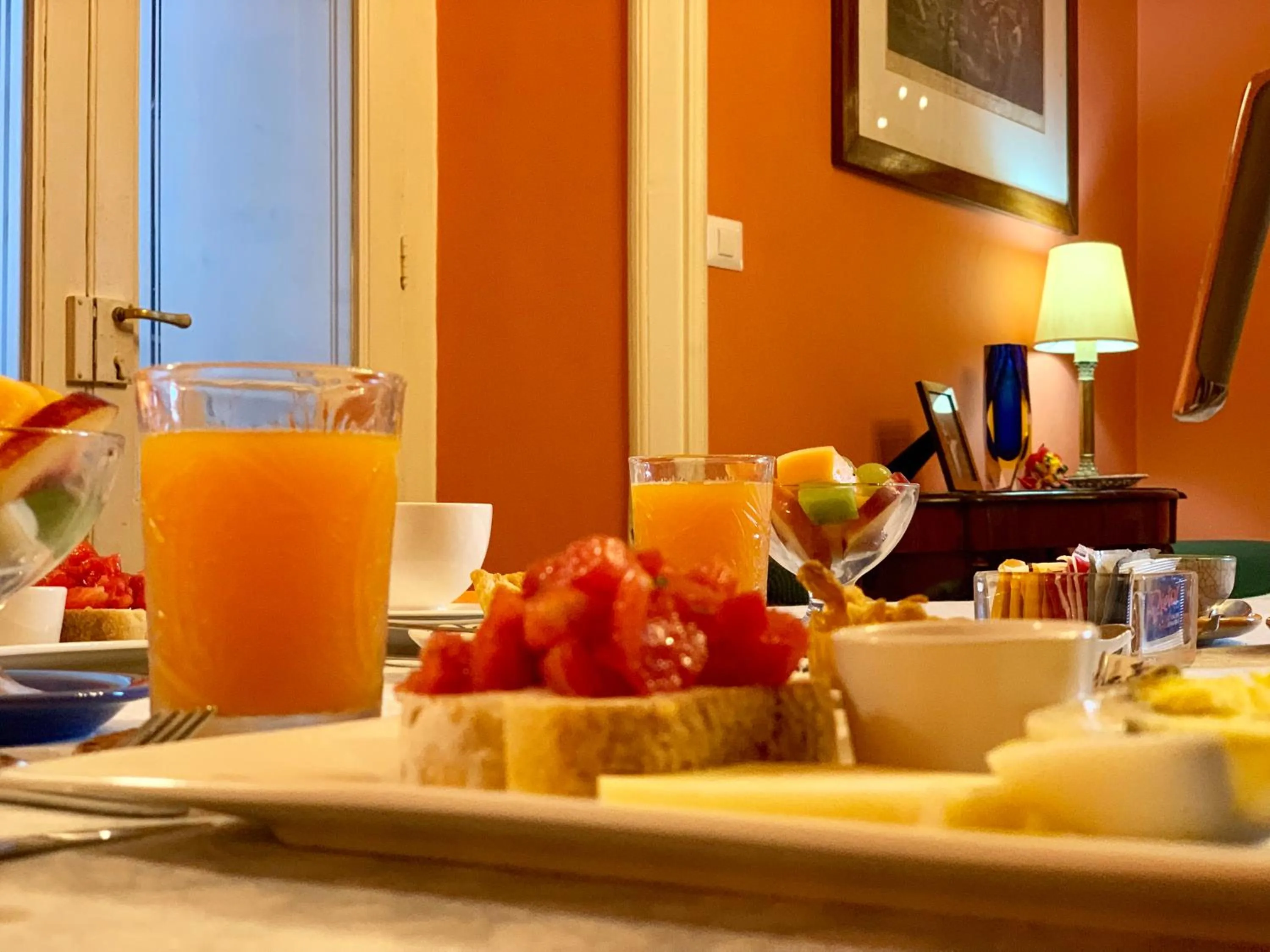 Food and drinks in Villino Eleonora