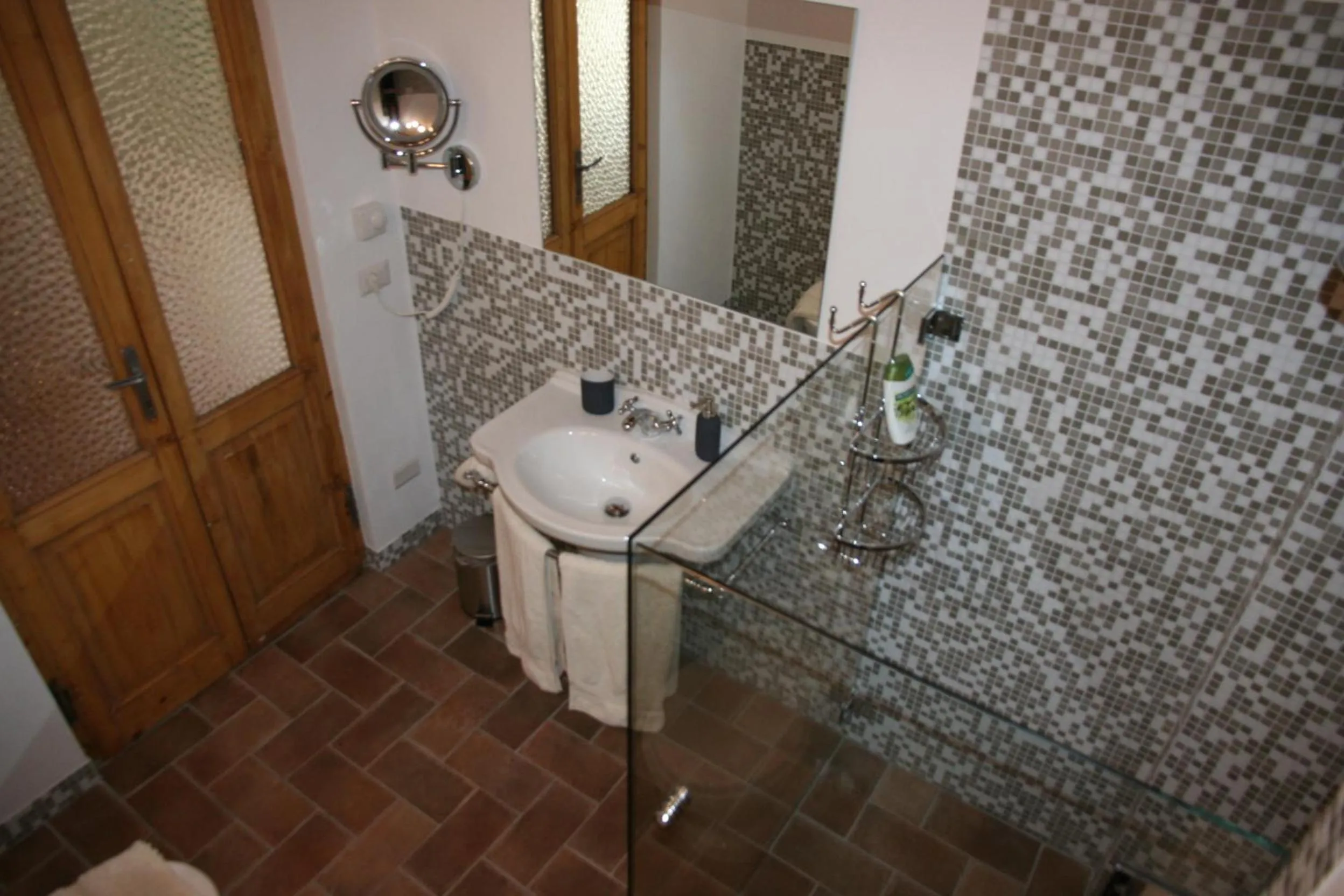 Photo of the whole room in La Baita Dinner & Bed