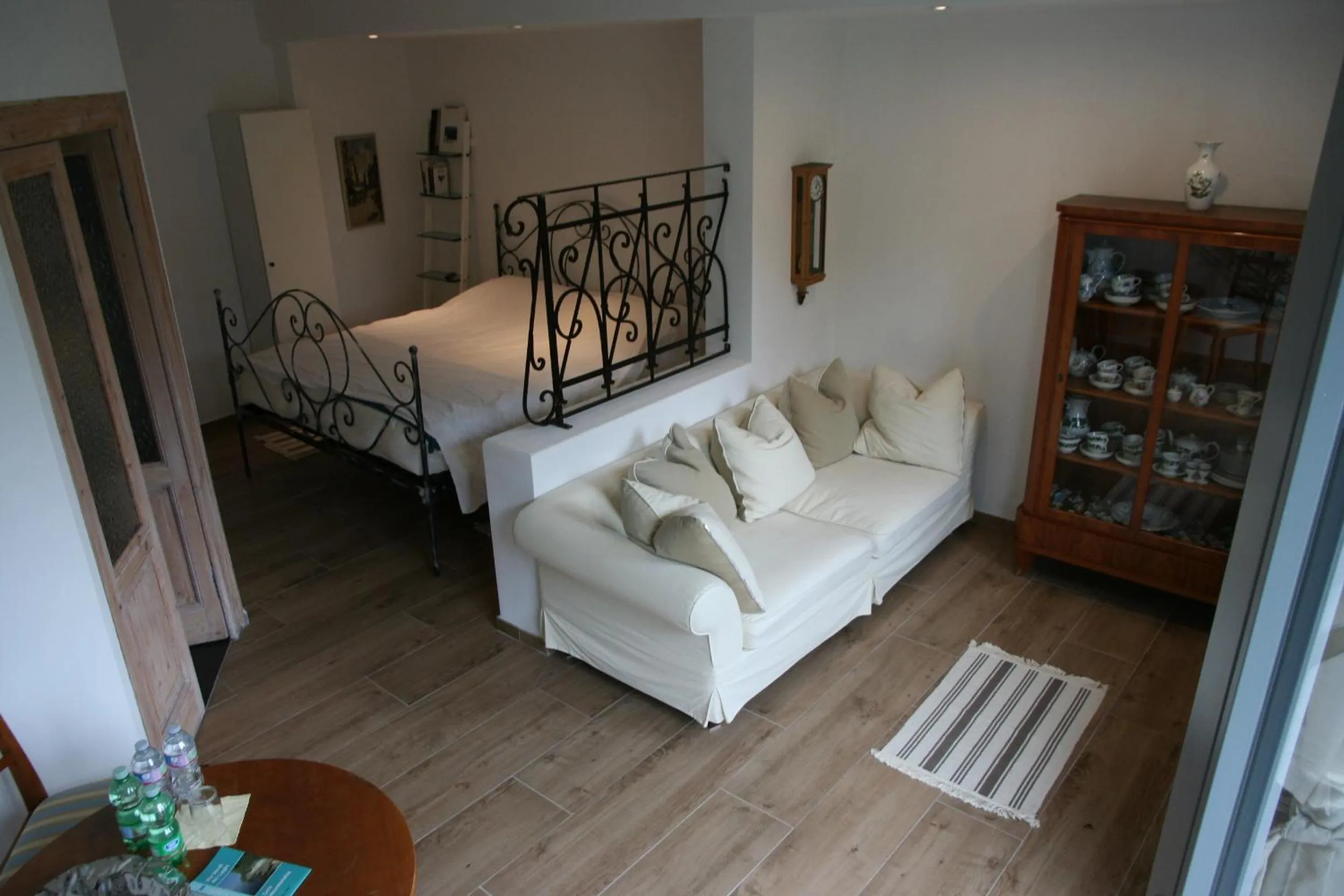 Property building, Bed in La Baita Dinner & Bed