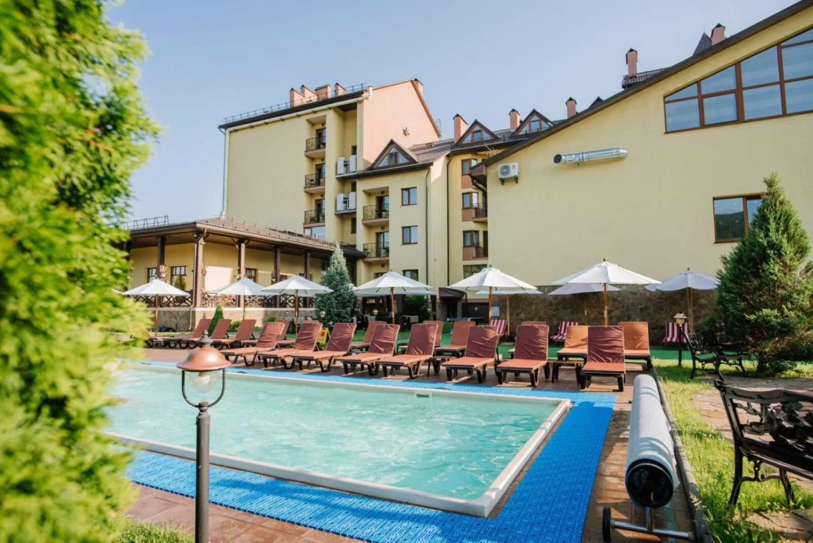 Swimming pool in Kyivska Russ Resort Medical&Spa