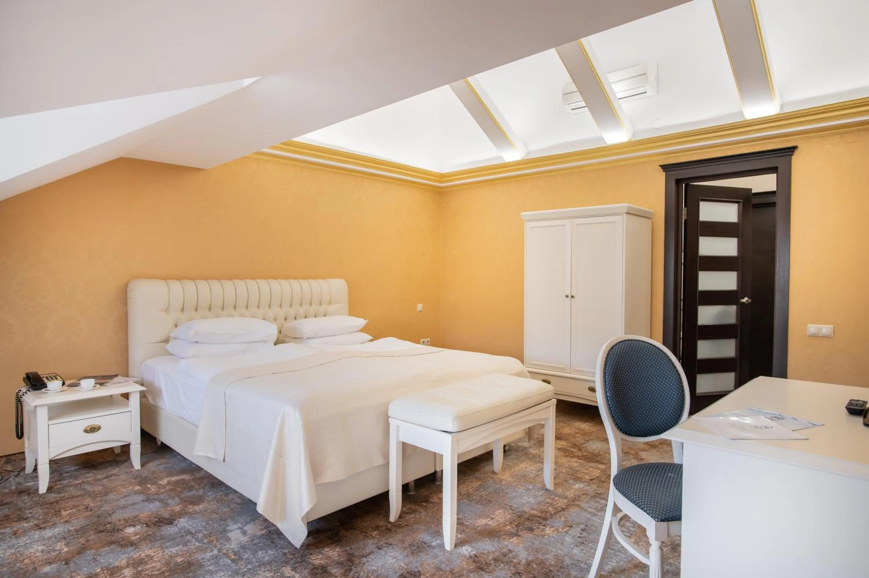 Bed in Kyivska Russ Resort Medical&Spa