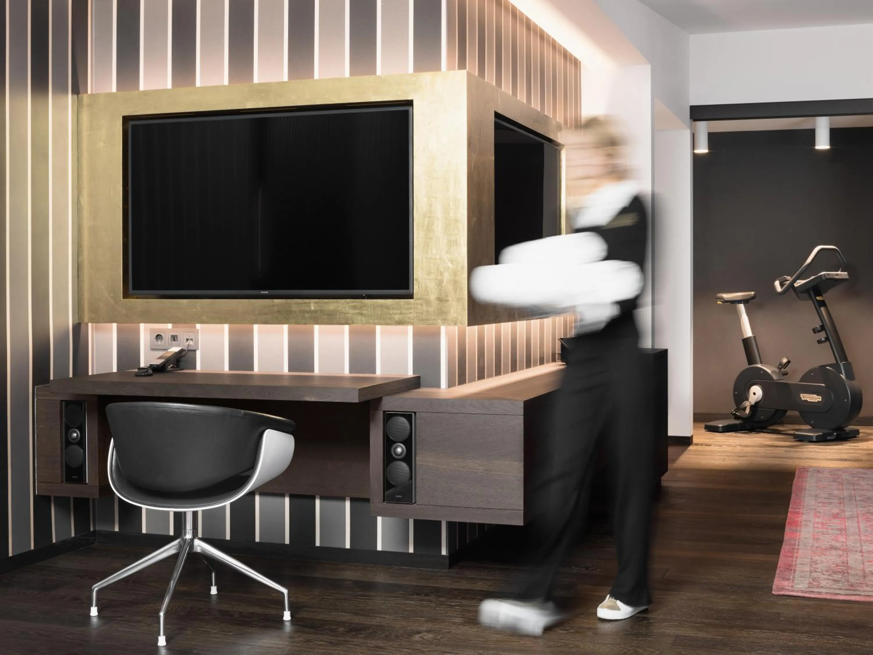 TV and multimedia in Guesthouse Suiteseven