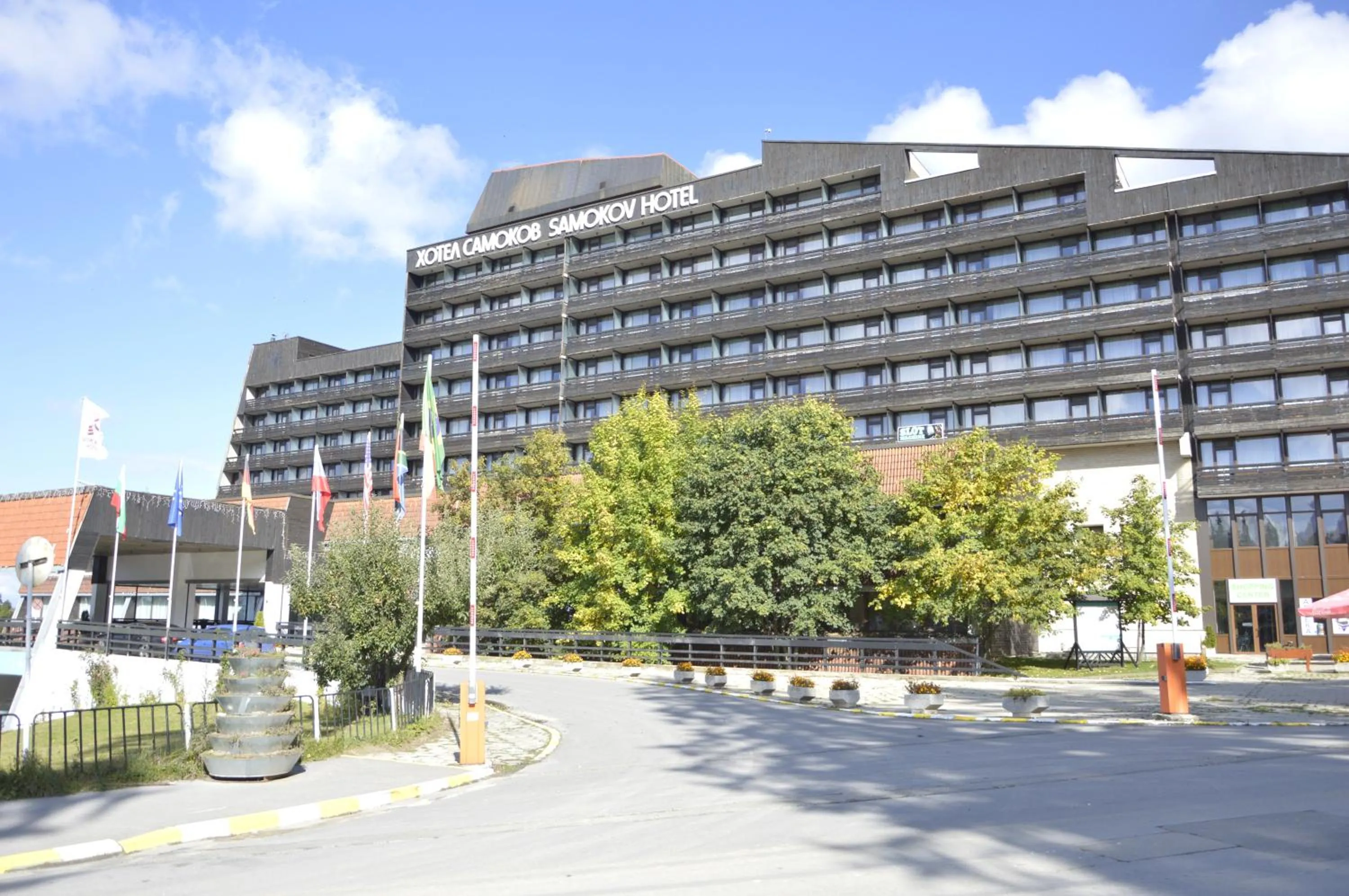 Property building in Hotel Samokov