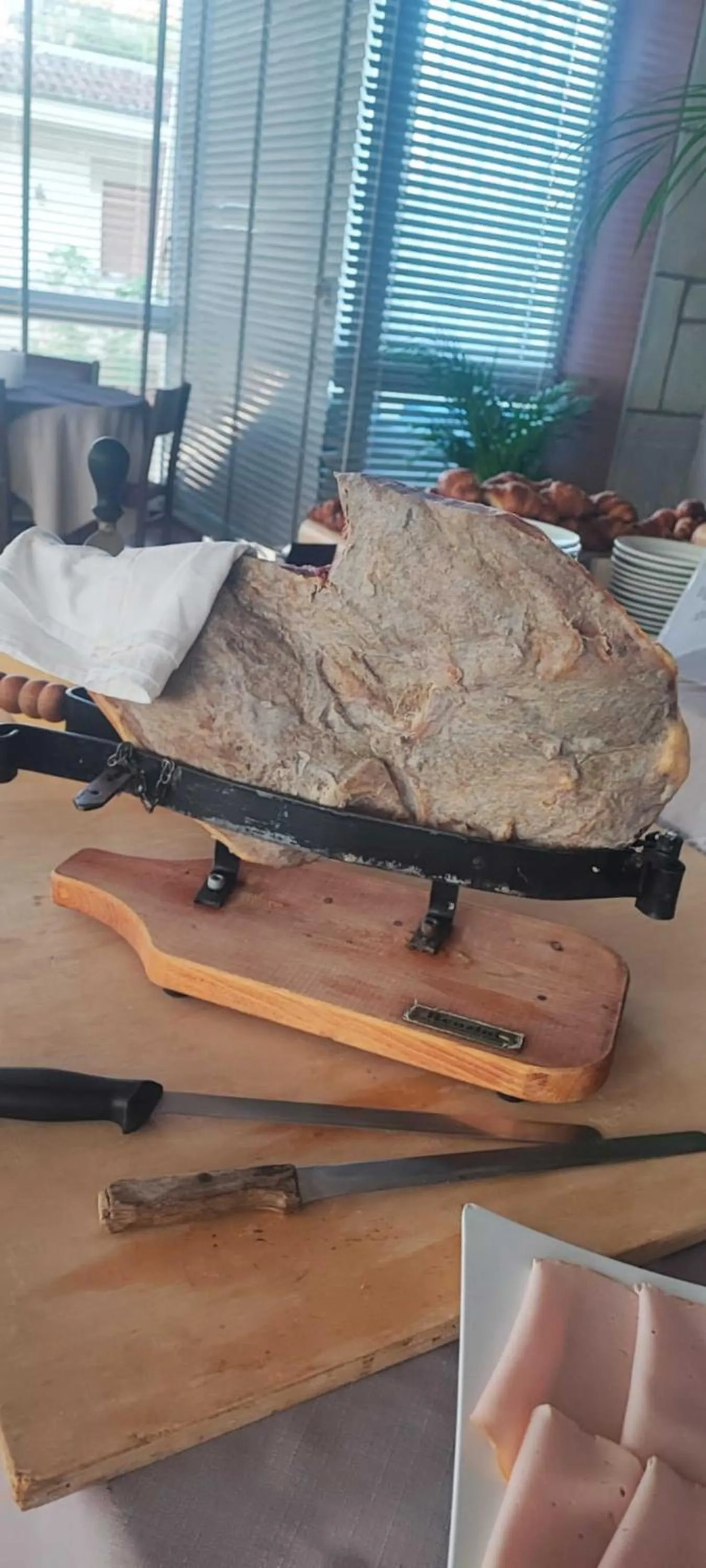 Breakfast in B&B Promenade Hotel Simple con Piscina