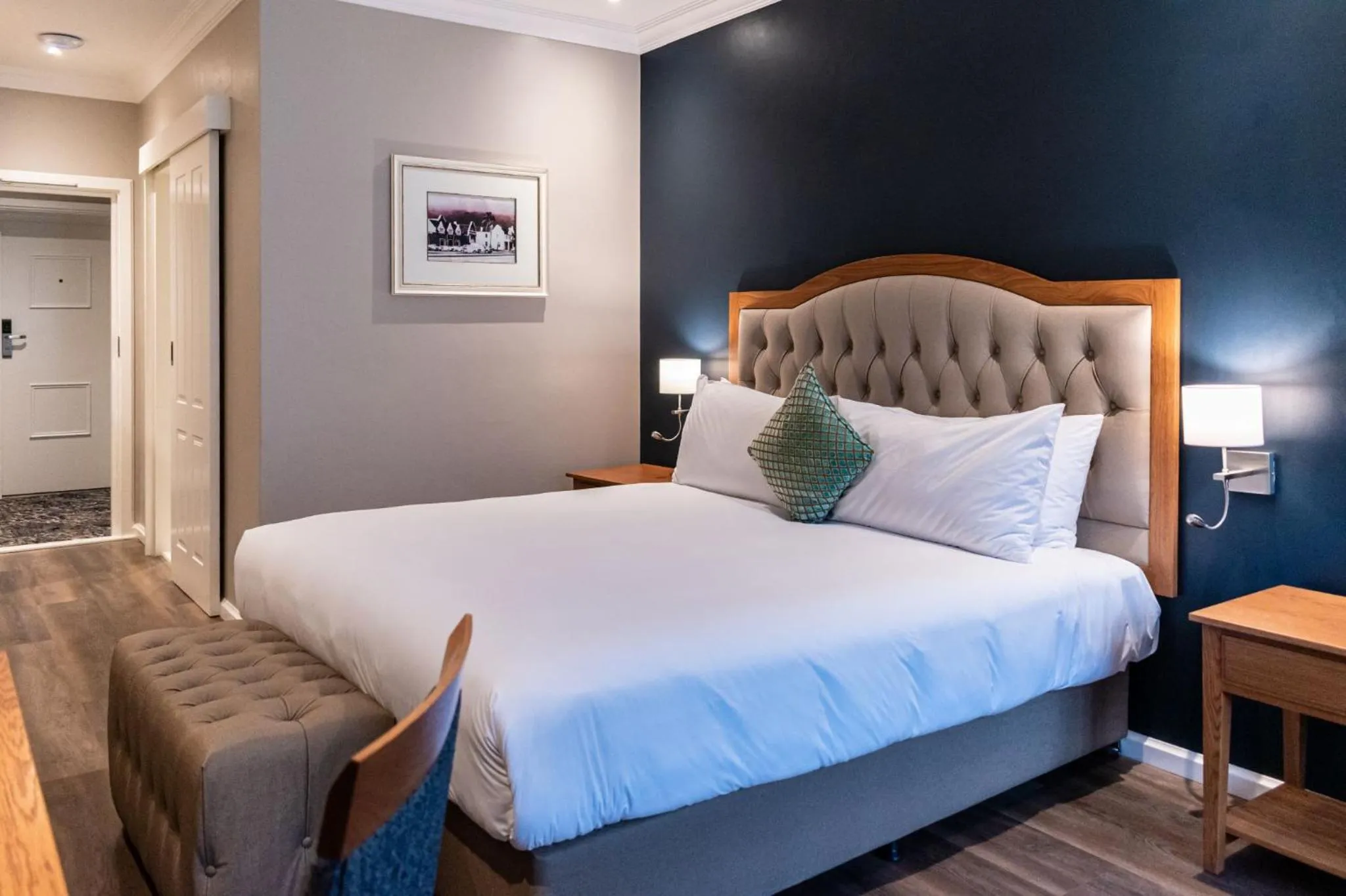 Bed in Premier Express Inn George