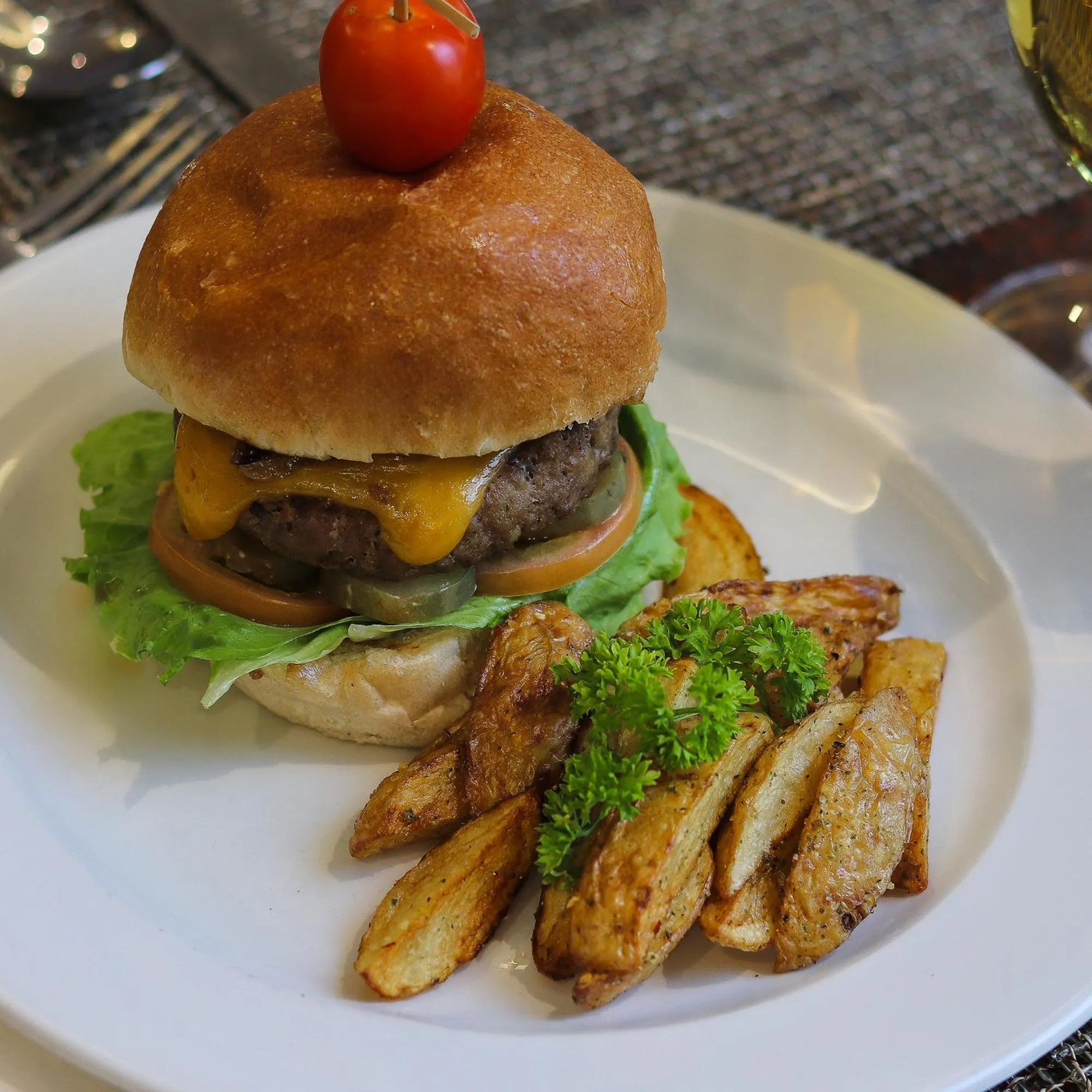 Restaurant/places to eat in Premier Express Inn George