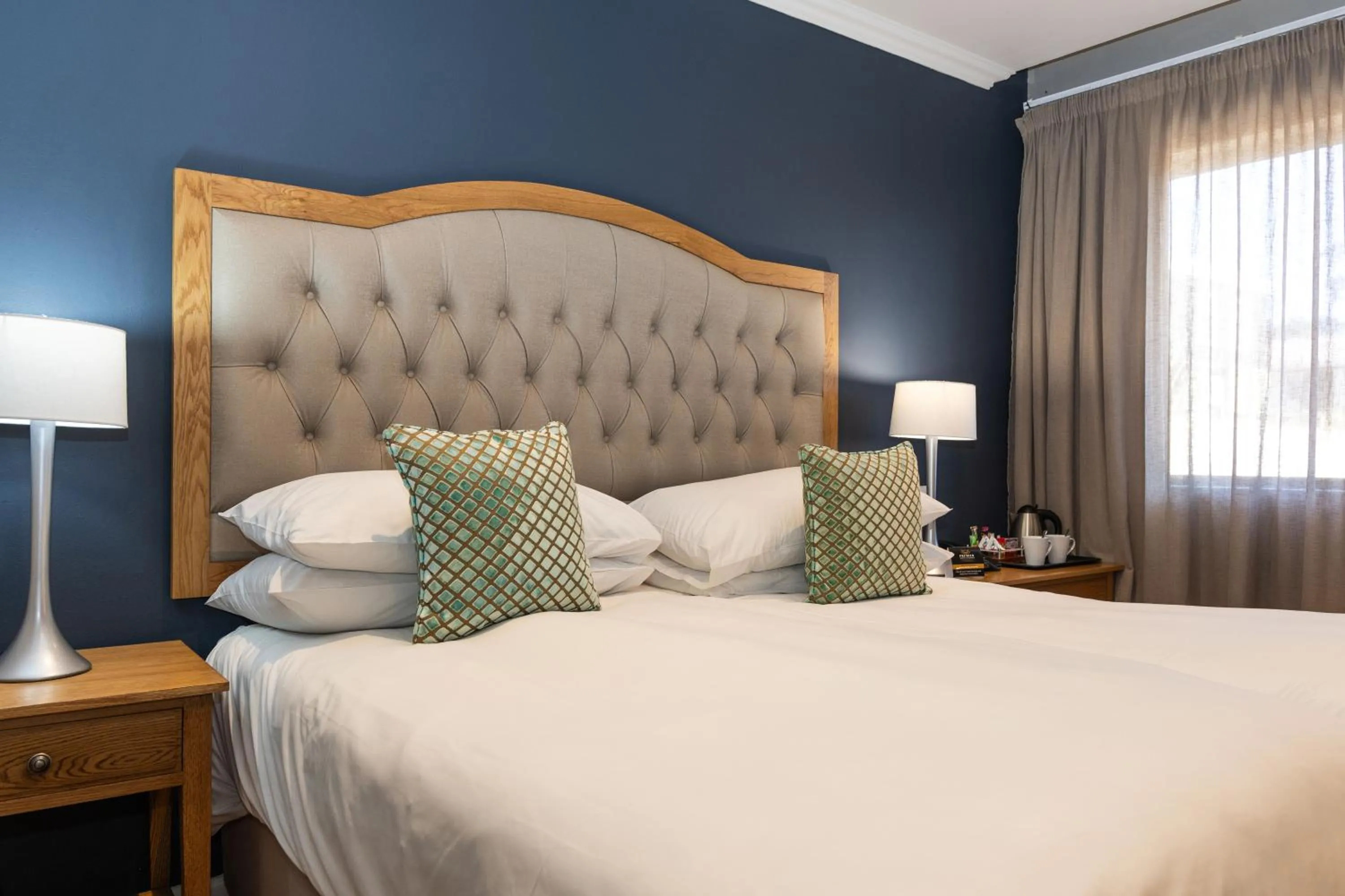 Bed in Premier Express Inn George