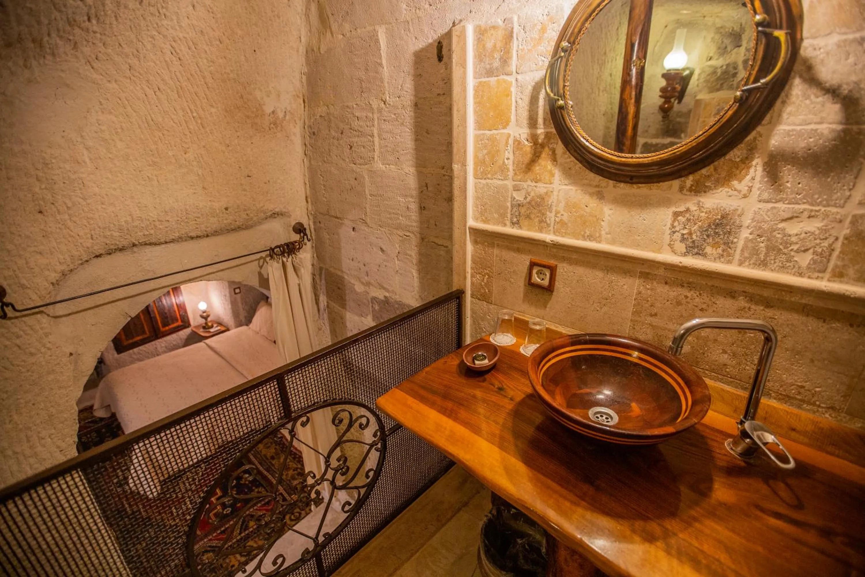 Bathroom in Koza Cave Hotel