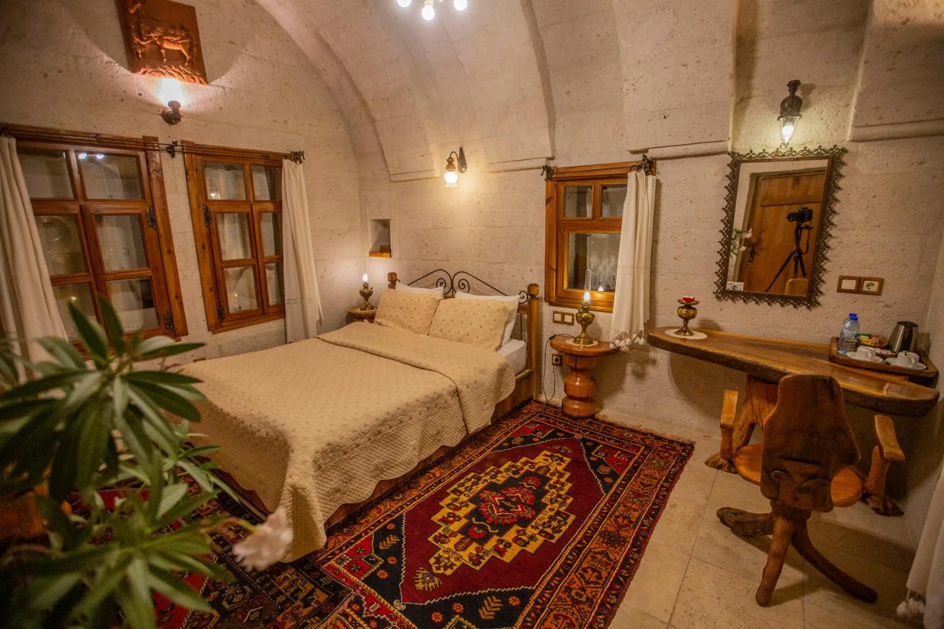 Photo of the whole room, Bed in Koza Cave Hotel