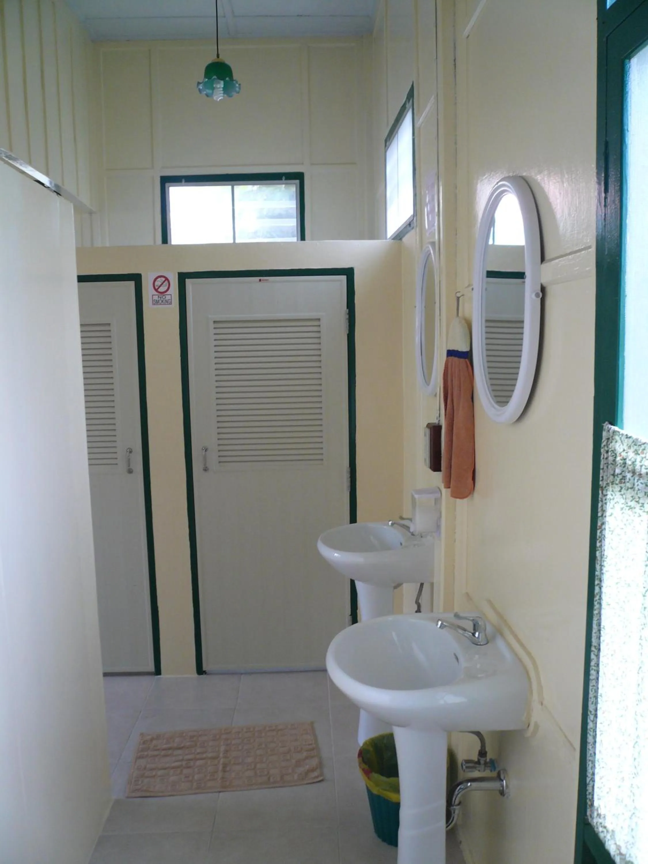 Decorative detail in Samsen Sam Place