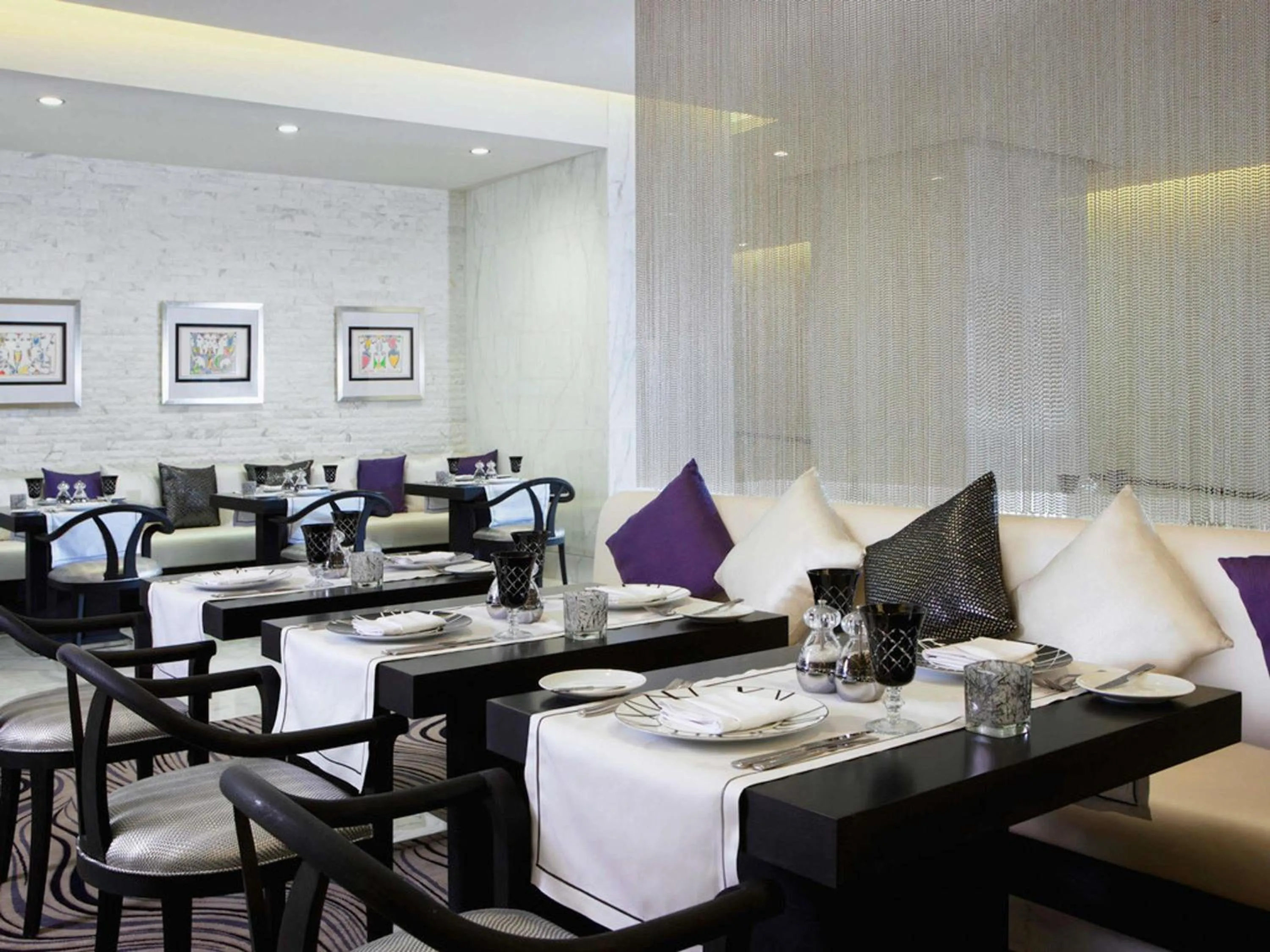 Restaurant/places to eat in Sofitel Abu Dhabi Corniche