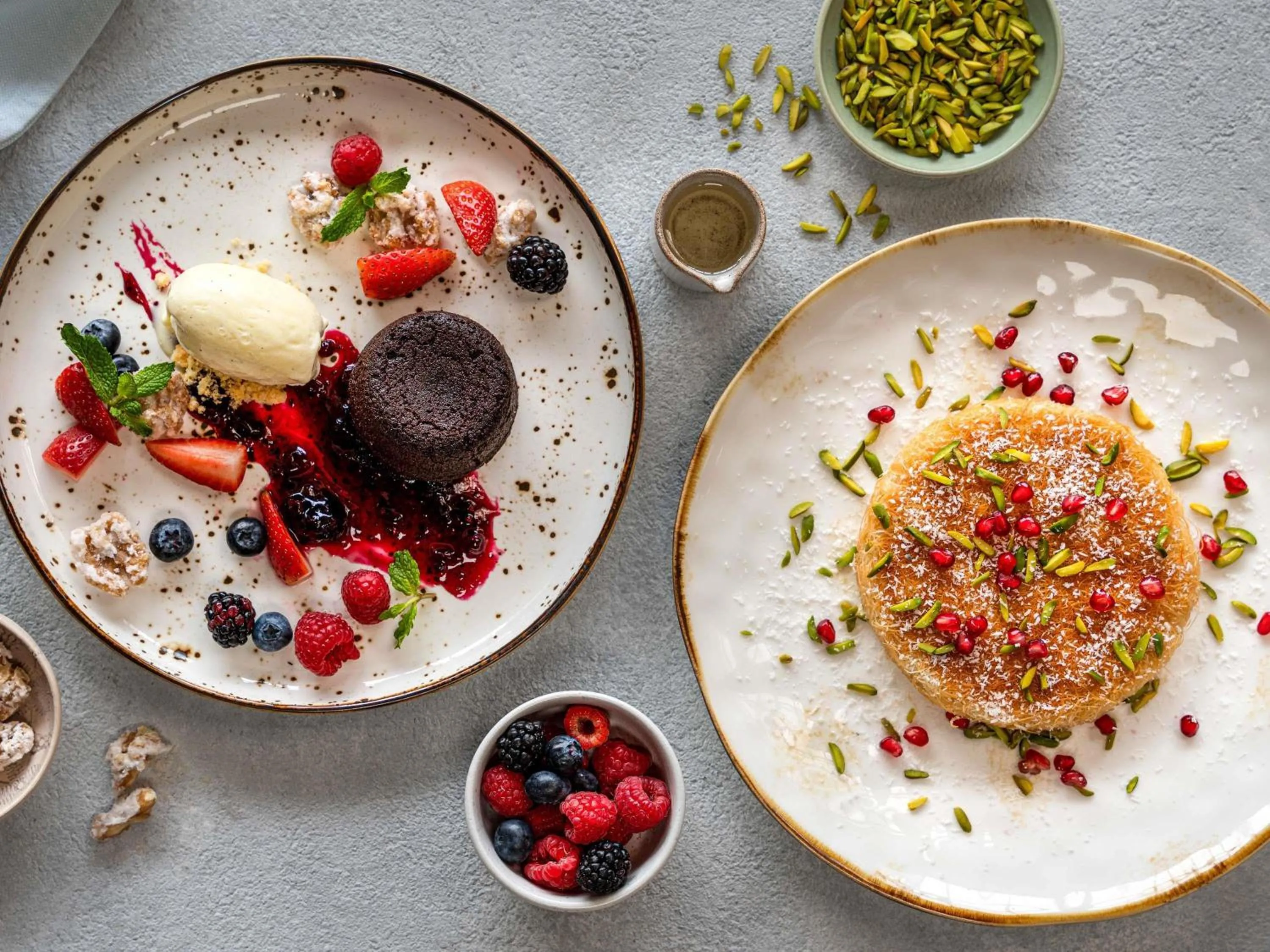 Restaurant/places to eat in Sofitel Abu Dhabi Corniche